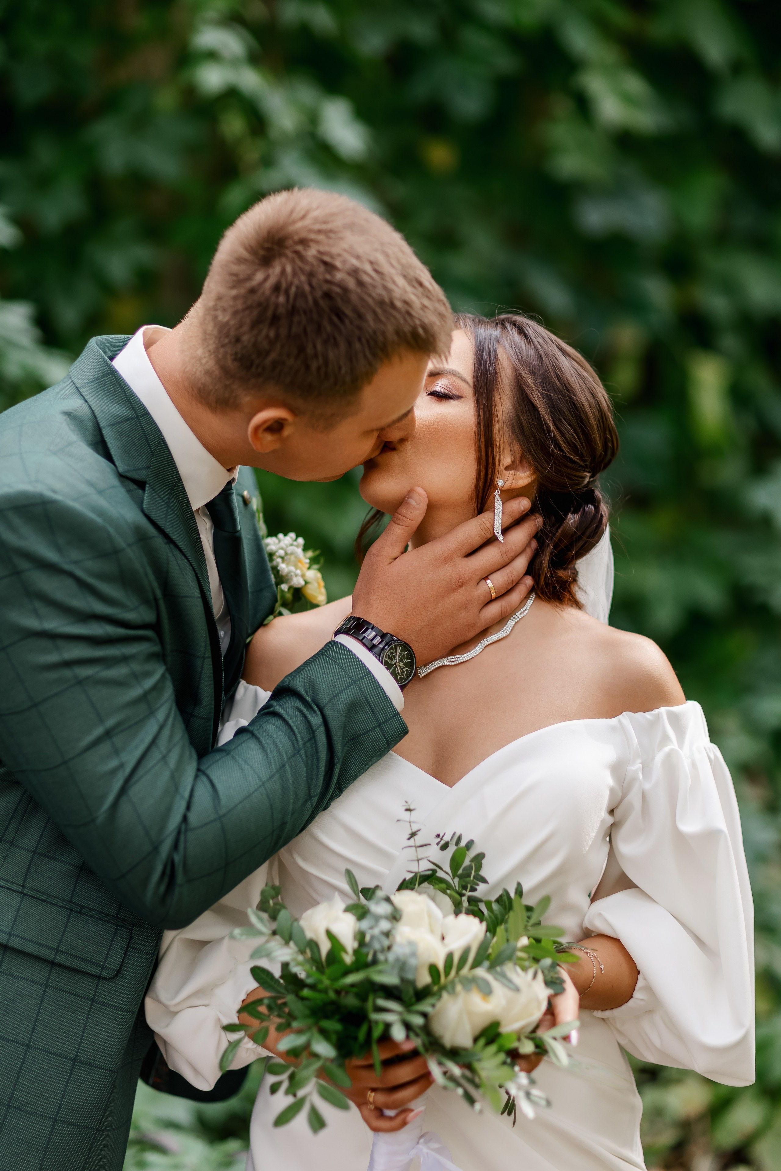 Олег и Юлия. Свадебная прогулка. Свадебный фотограф в Хабаровске