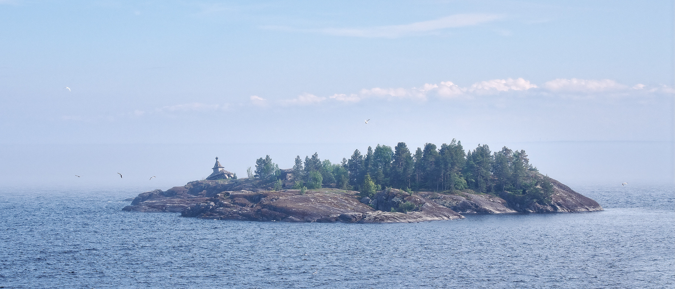 Lake Ladoga. The beauty of nature. Photographer Anton Kononov