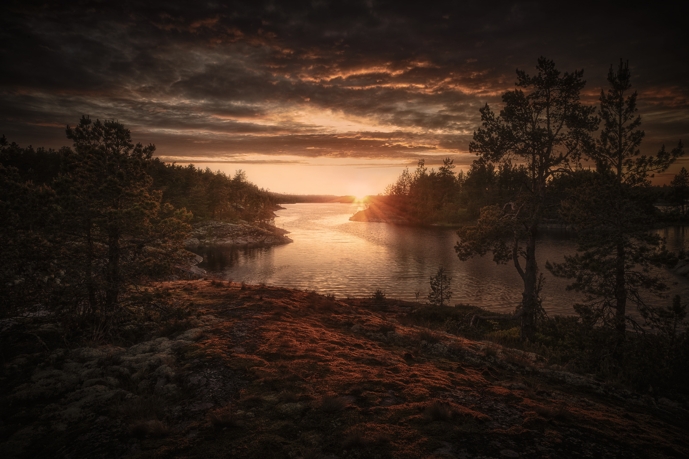 Lake Ladoga. The beauty of nature. Photographer Anton Kononov
