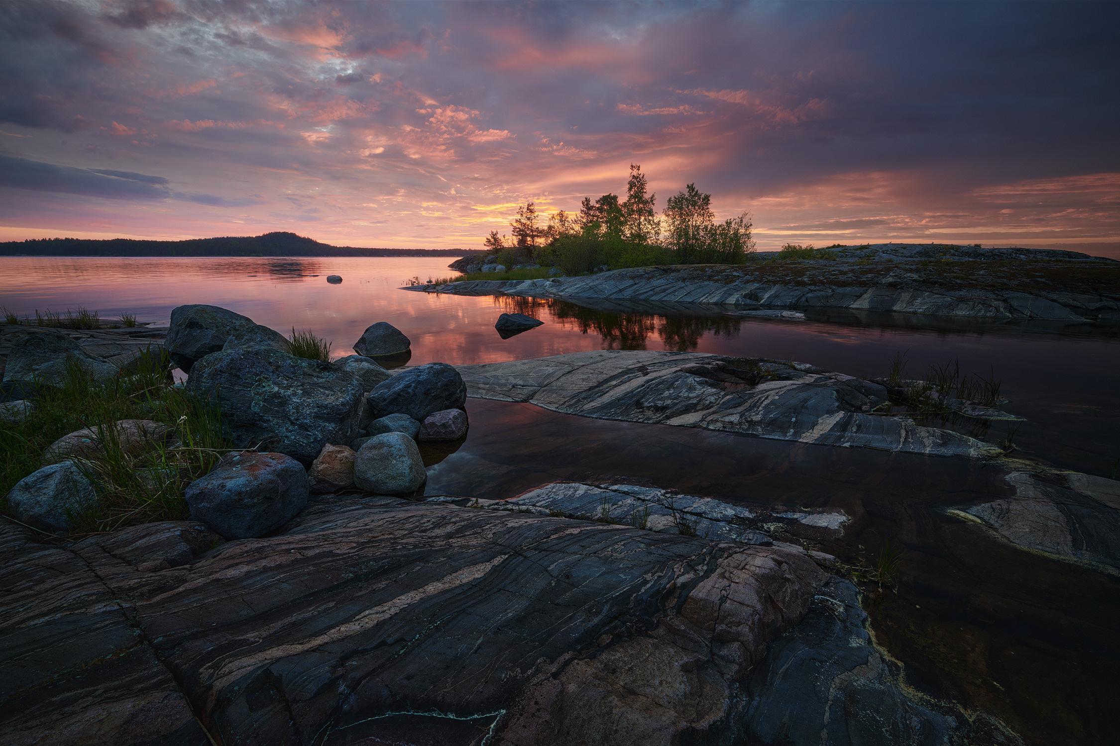 Lake Ladoga. The beauty of nature. Photographer Anton Kononov