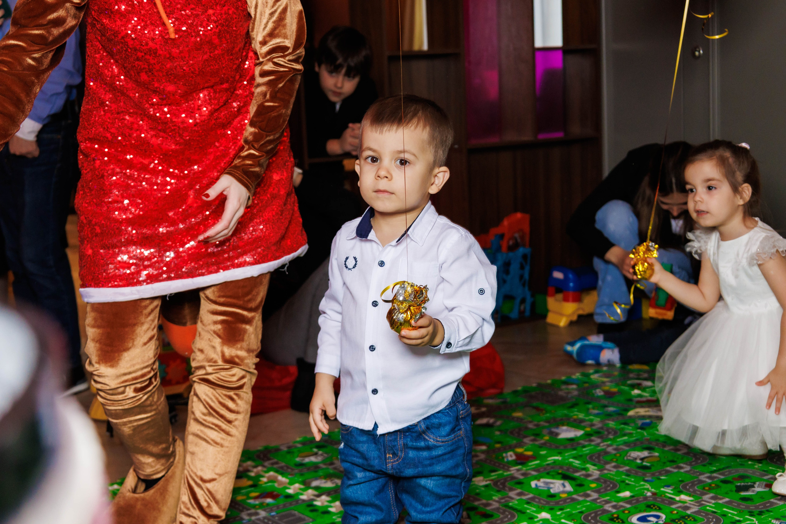 День рождения в ресторане. Фотограф в Москве Дмитрий Емельянов