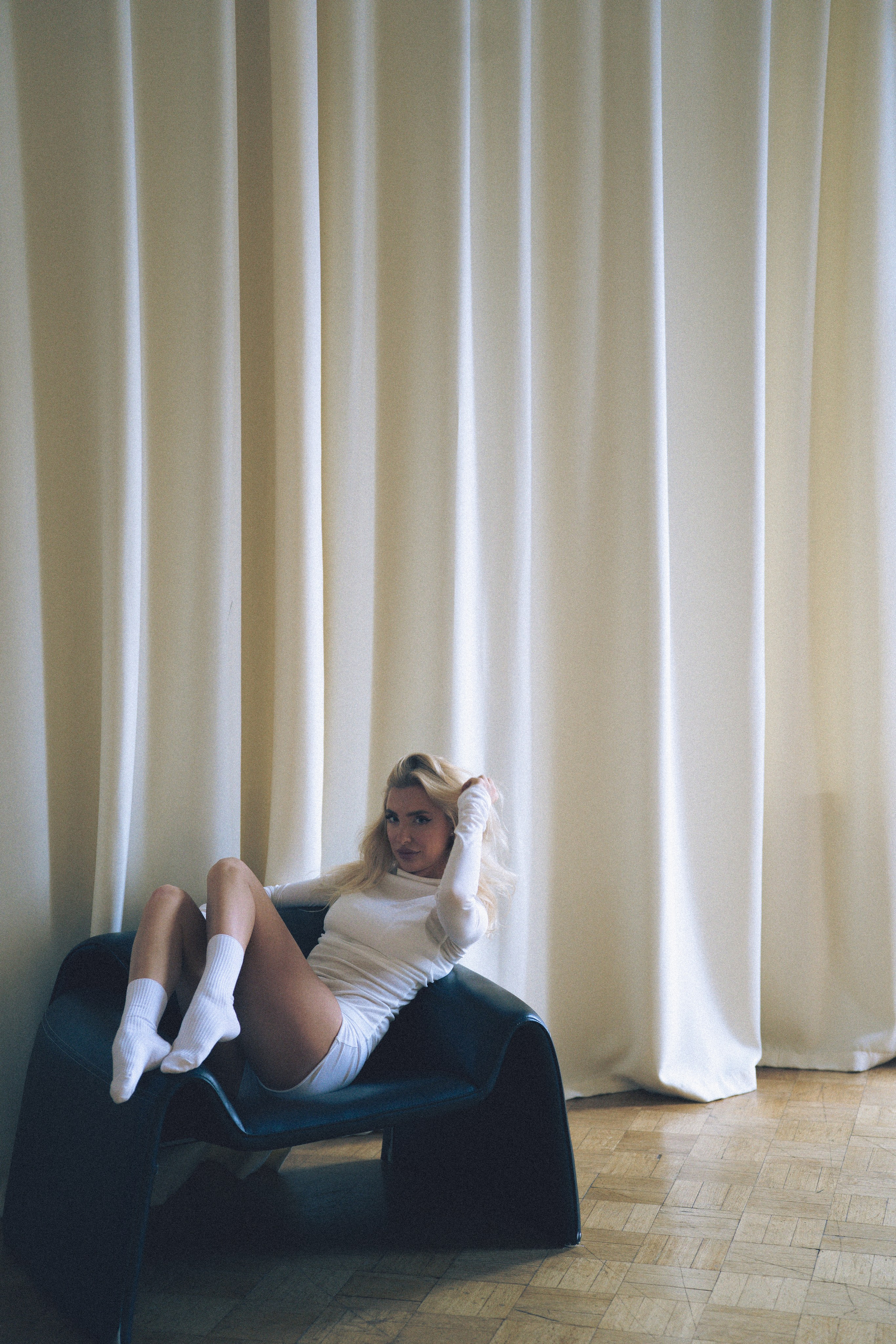 МИНИМАЛИЗМ В СТУДИИ НА ЧЕРНЫШЕВСКОЙ В СТУДИИ С БАЛКОНОМ. Профессиональный фотограф, Санкт-Петербург — Виктория Богомолова