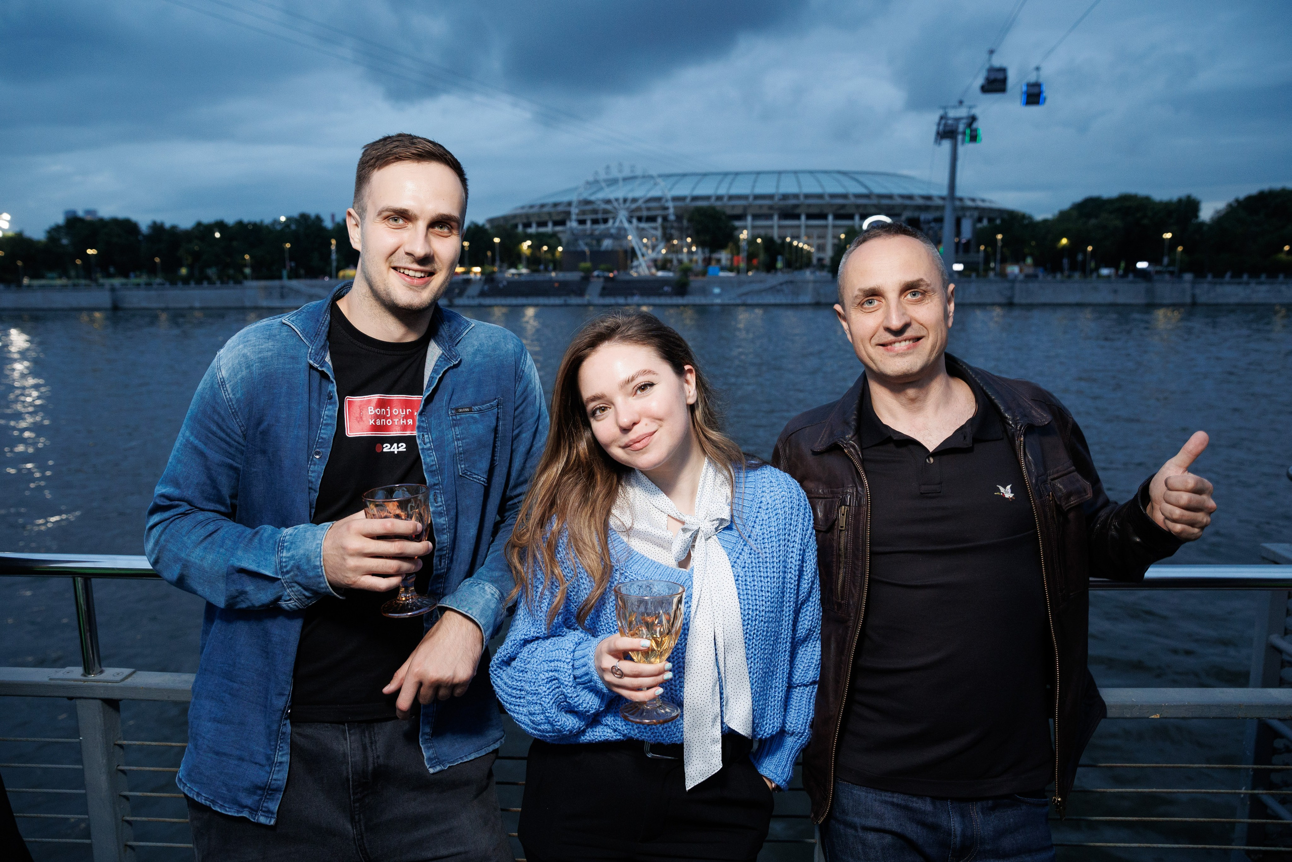 На теплоходах музыка играет. Репортажный Фотограф в Москве Юра Гушан