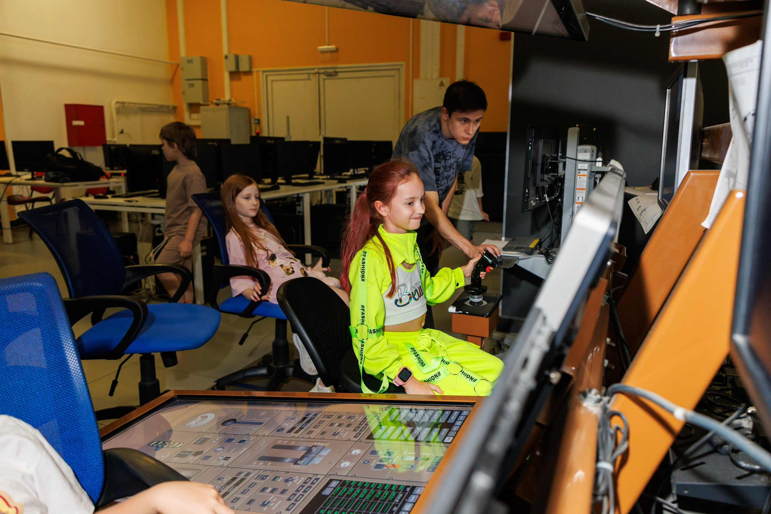 День Рождения в Технопарке. Фотограф в Москве Дмитрий Емельянов