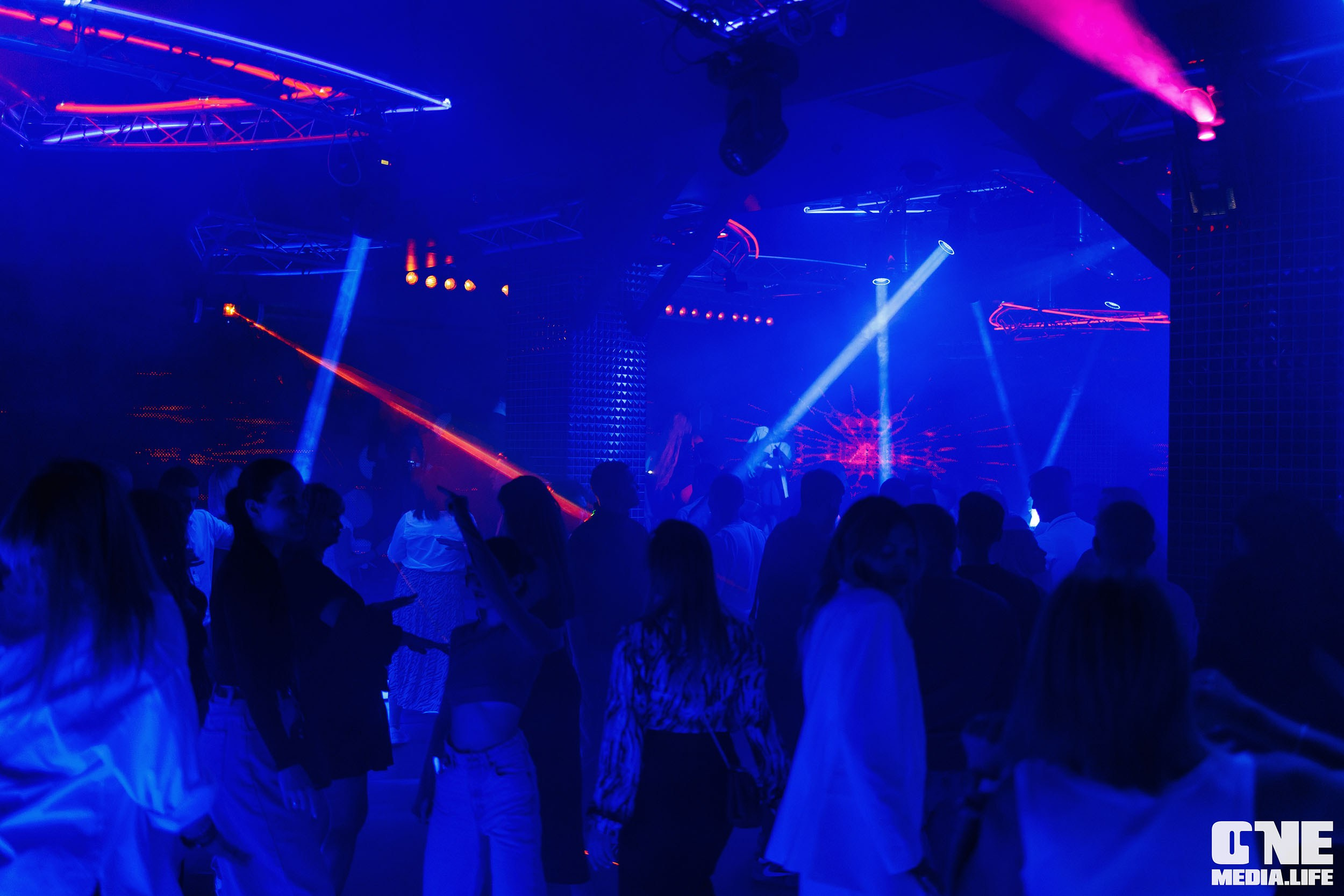 Фоторепортаж из РК Планета. One Media Life: фоторепортажи, фотоотчеты с мероприятий и заведений
