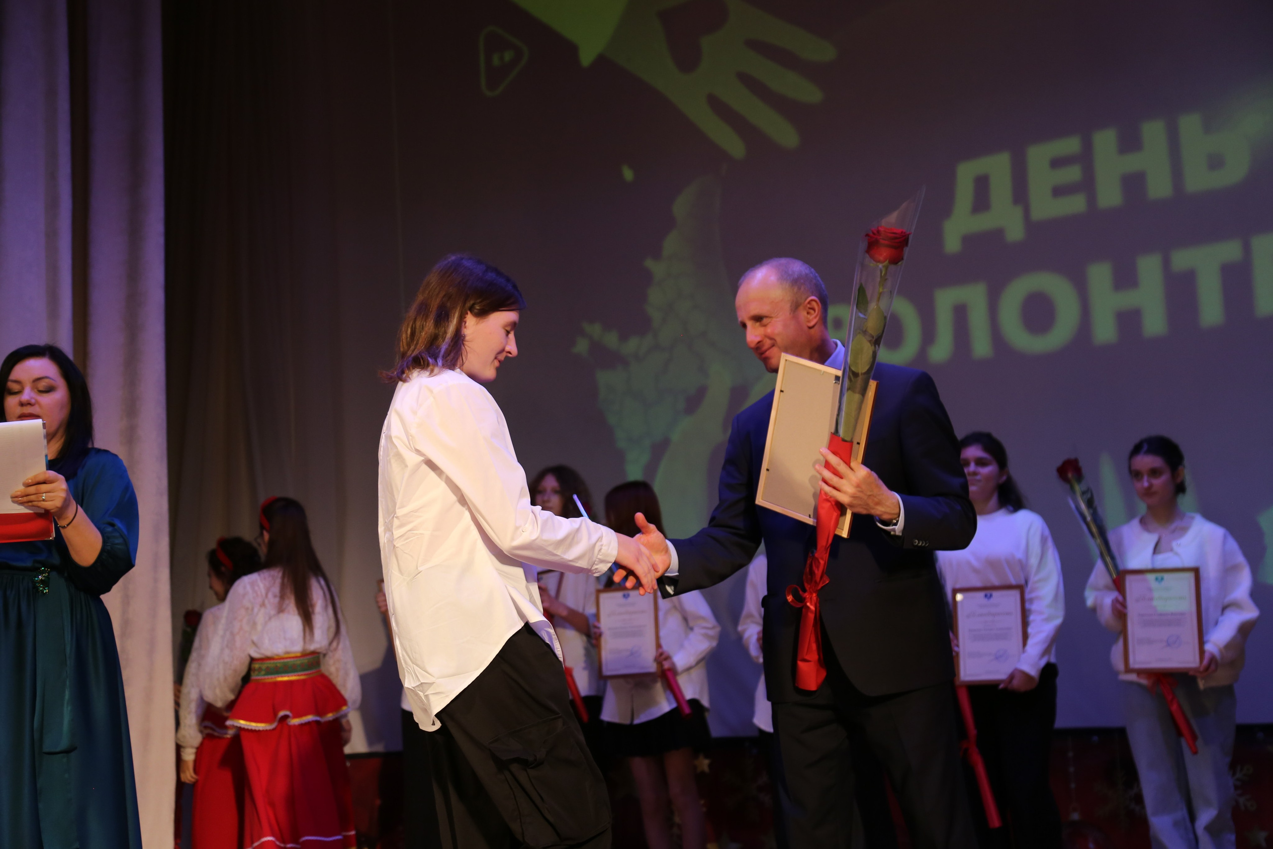 День Волонтёра. Жизнь курорта Кабардинка в фотографиях