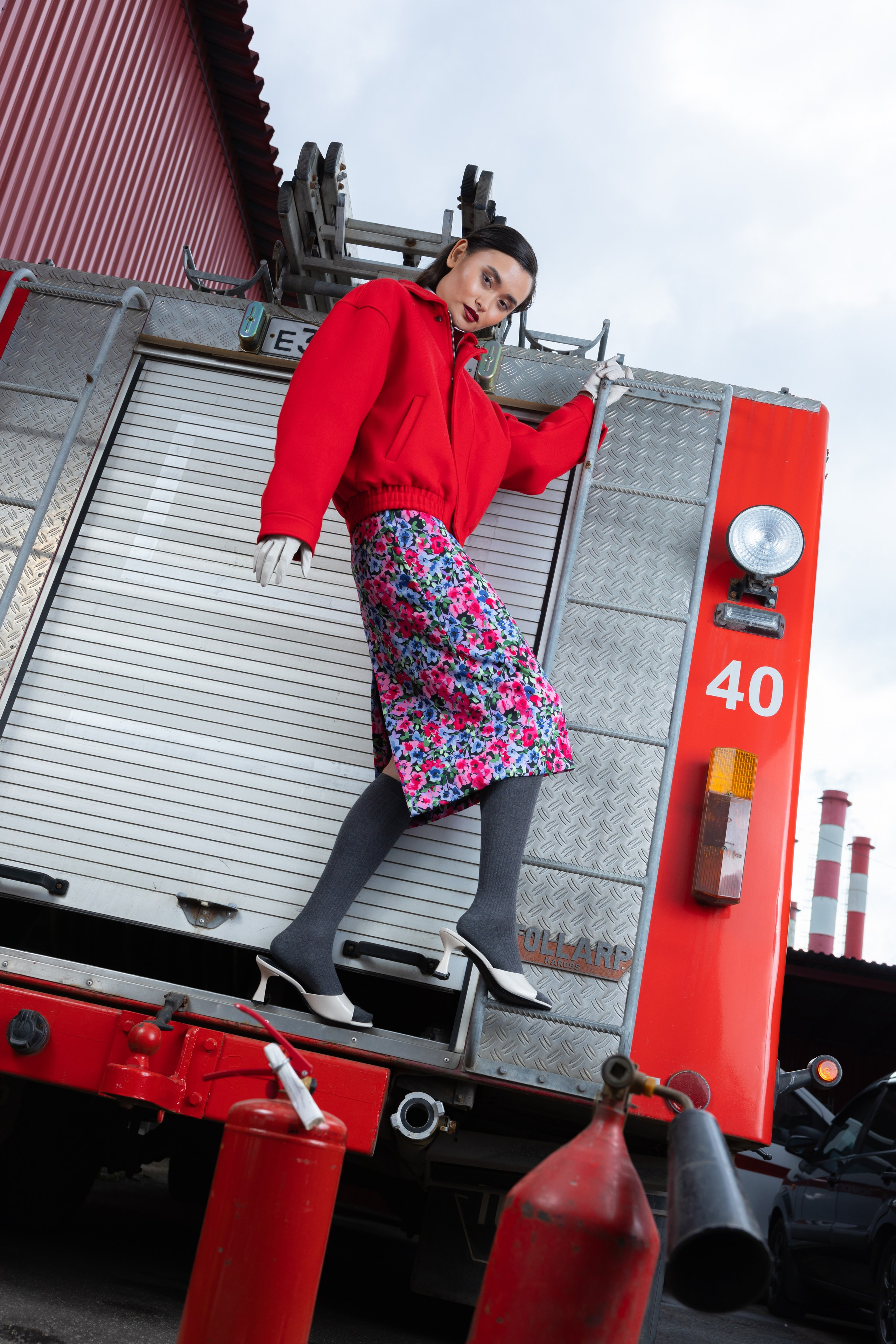 ПОЖАРНАЯ МАШИНА. Елизавета Федотова | фэшн-фотограф