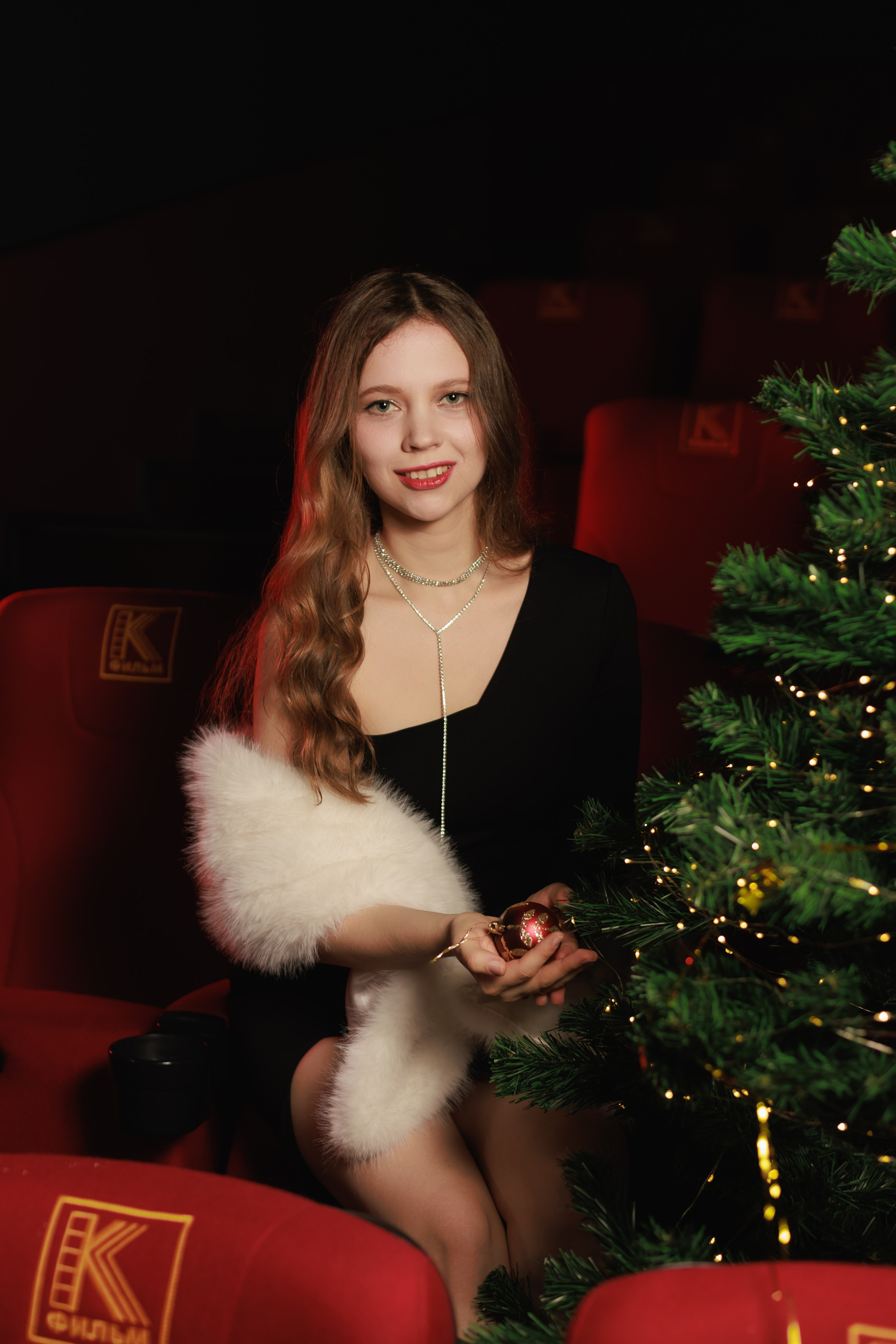 Ph: @aleksandr.spb.ru Md: @dnevzorova Org: @creative_photoday Cinema: @karo. Александр спб ру фотограф