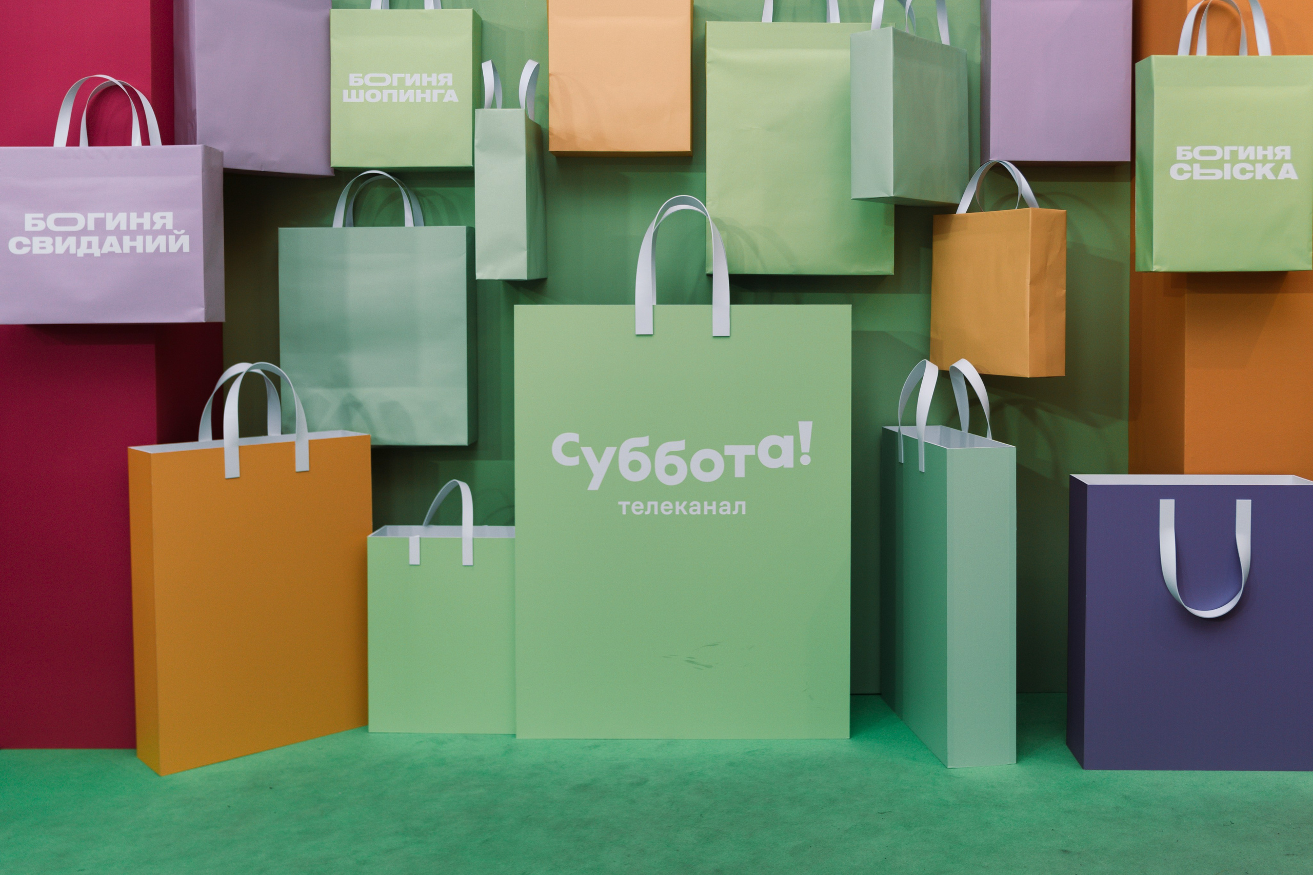 Fashion Week 2025. Свадебный фотограф в Москве Кристина Чехова