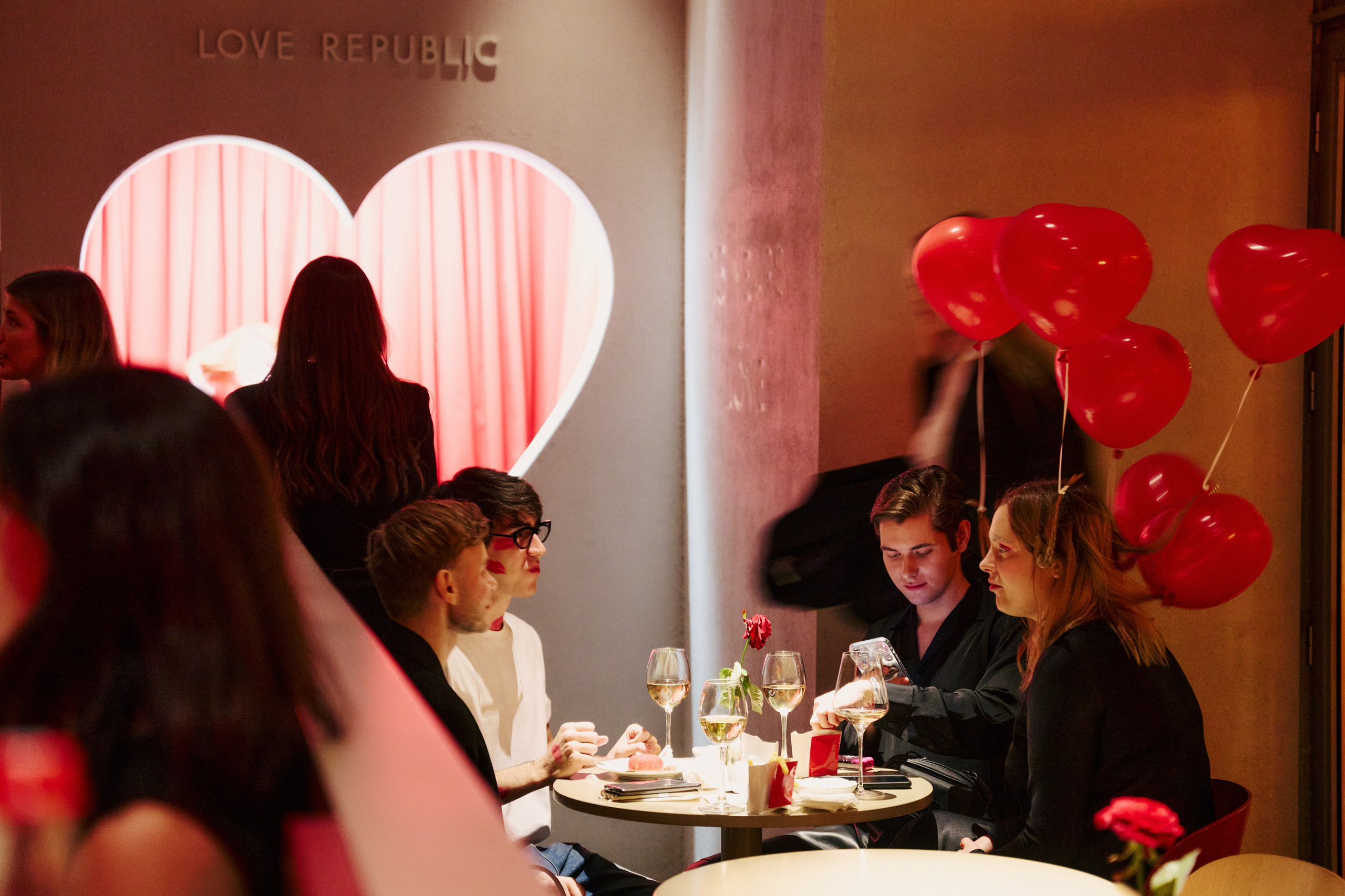 14 Февраля в LOVE REPUBLIC. Фотограф Сергей Бойко Москва