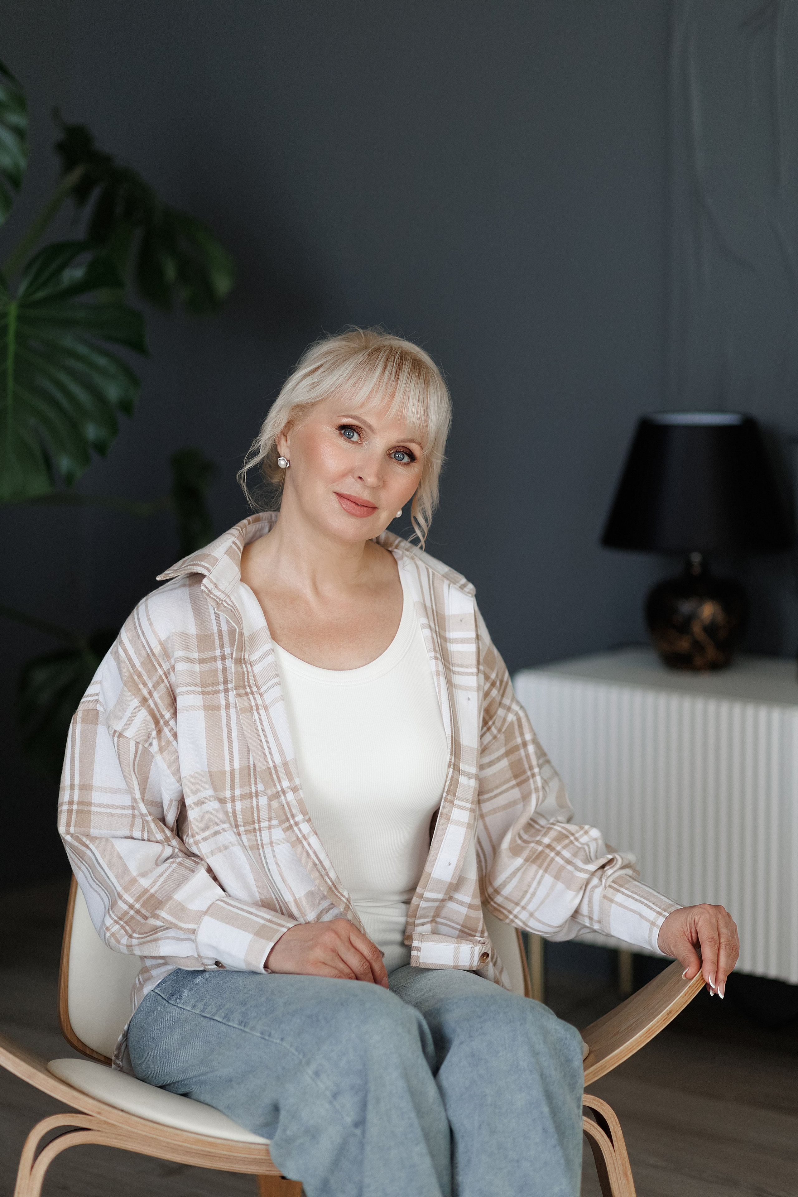 Диана с мамой в студии. Свадебный фотограф в Пскове и Санкт-Петербурге | Анна Голикова