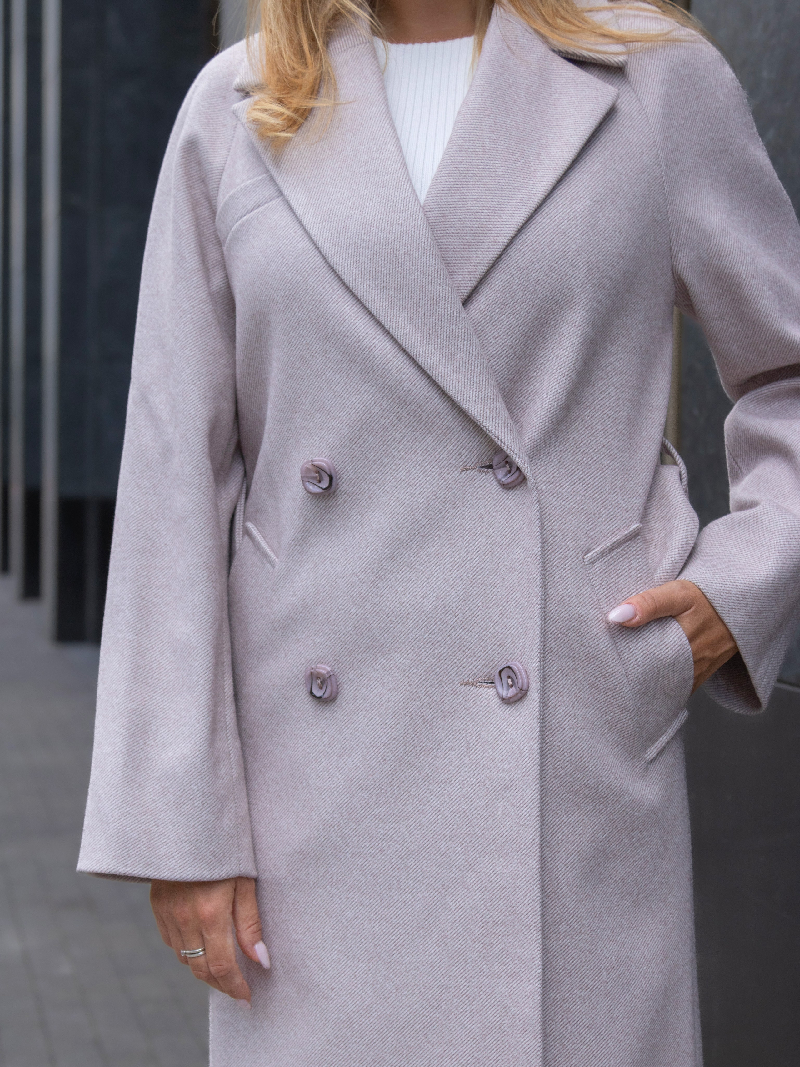 Шубы и пальто STREET. Фотостудия для Wildberries Ozon