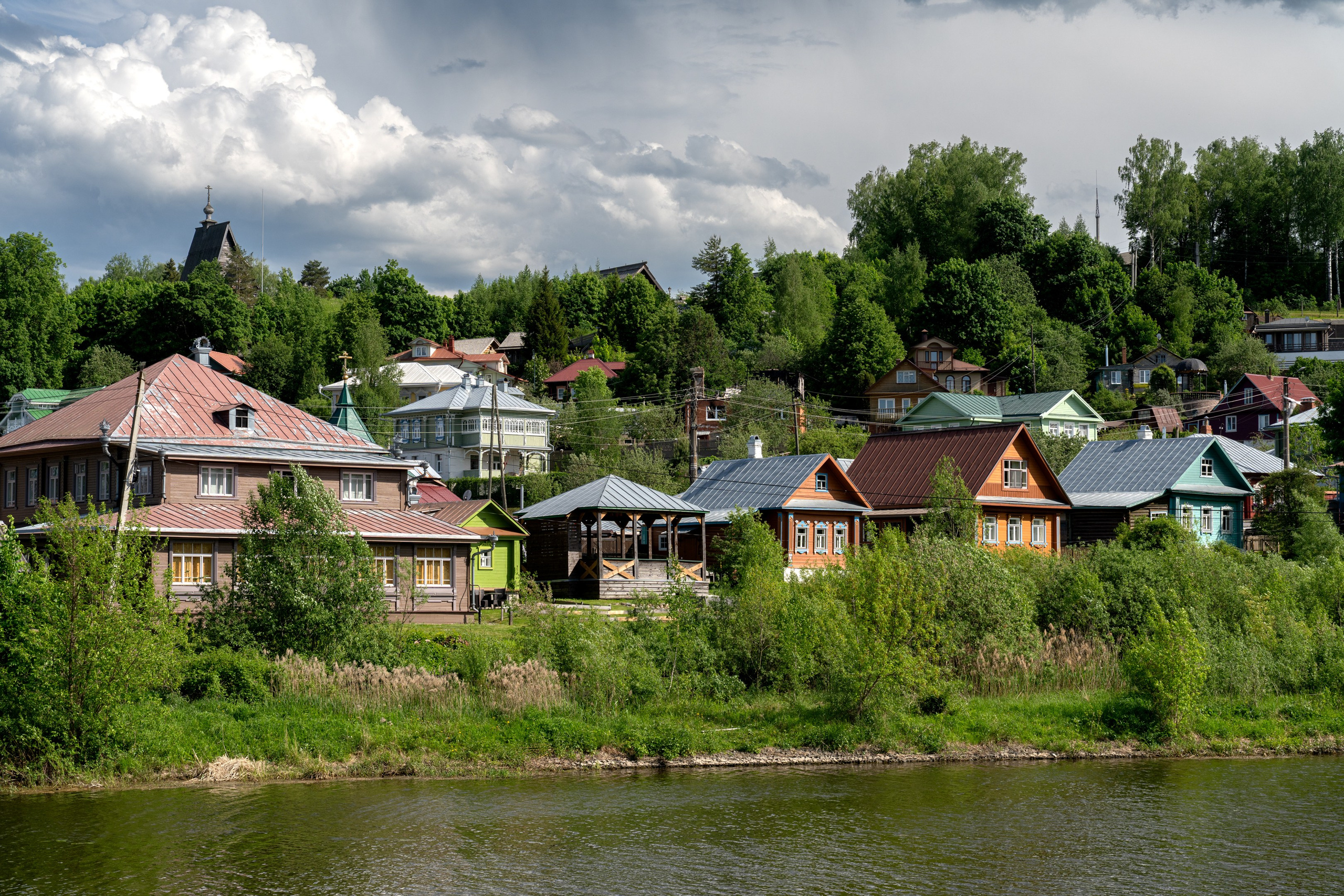 Плёс. ПОБУДЬ ЗДЕСЬ И ЦЕЛЕЕ БУДЕТ ЭТОТ МИР