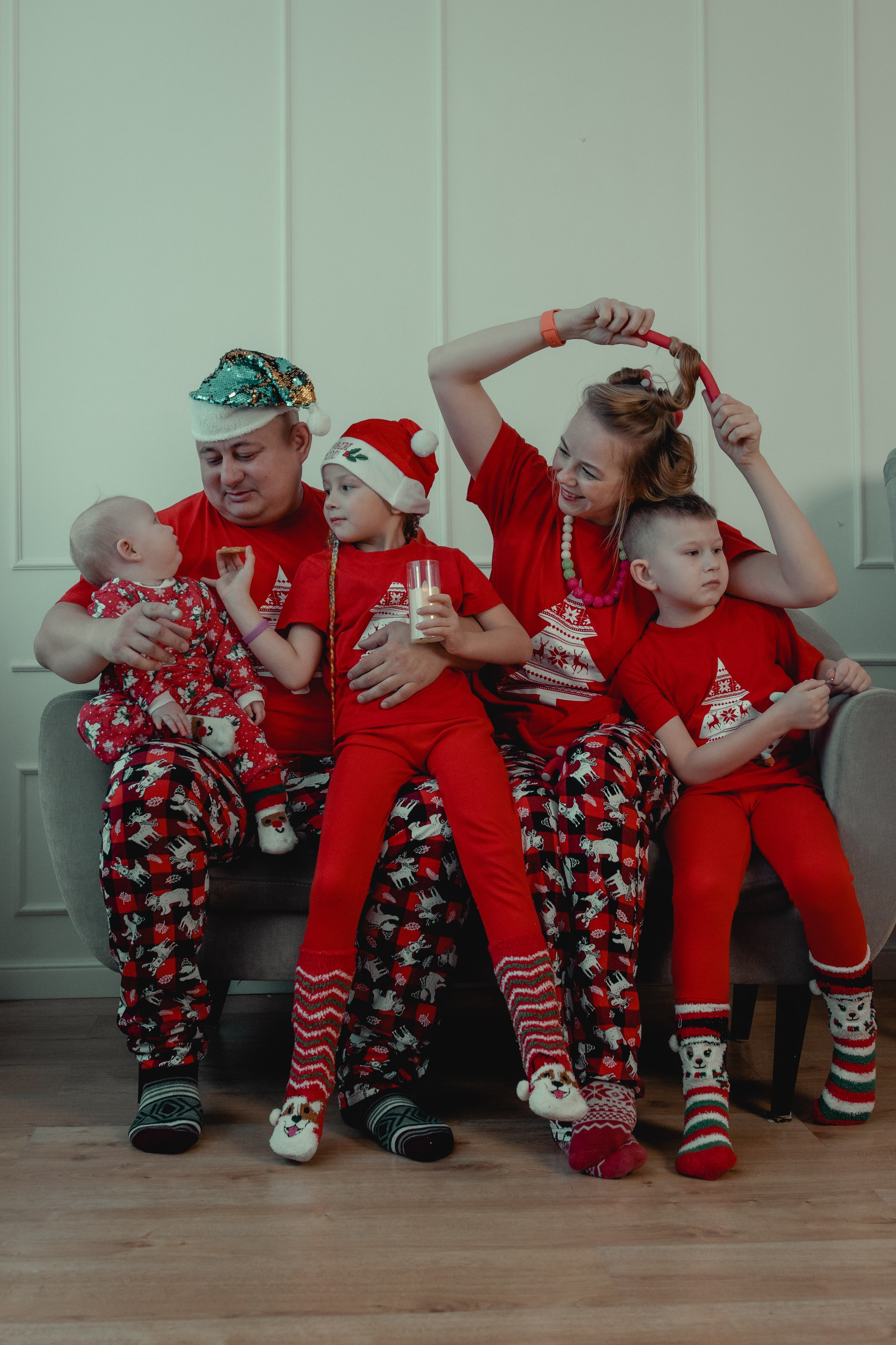 Жанна, веселая семейка. Сказочный фотограф для Вас и Вашей семьи