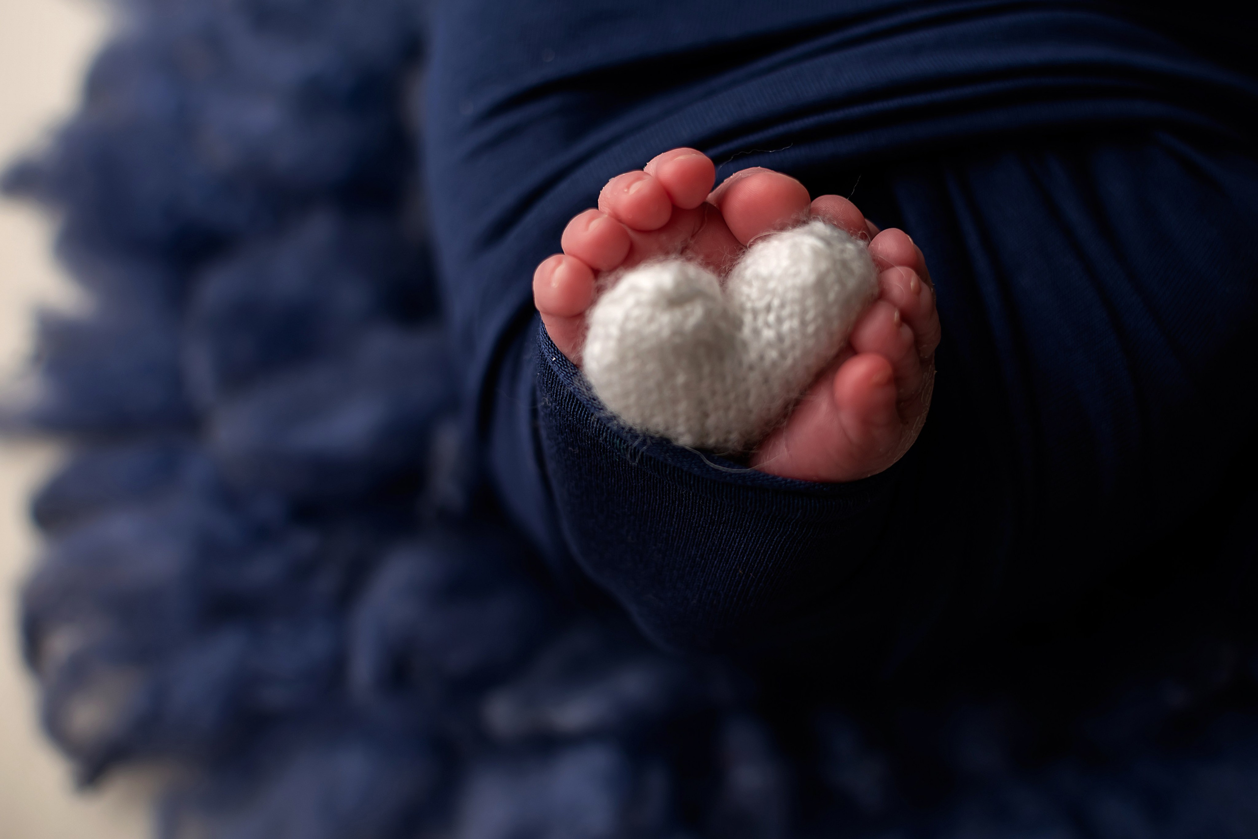 Новорождённые (в обмотках). Детский фотограф новорождённых в Минске Боровик Екатерина