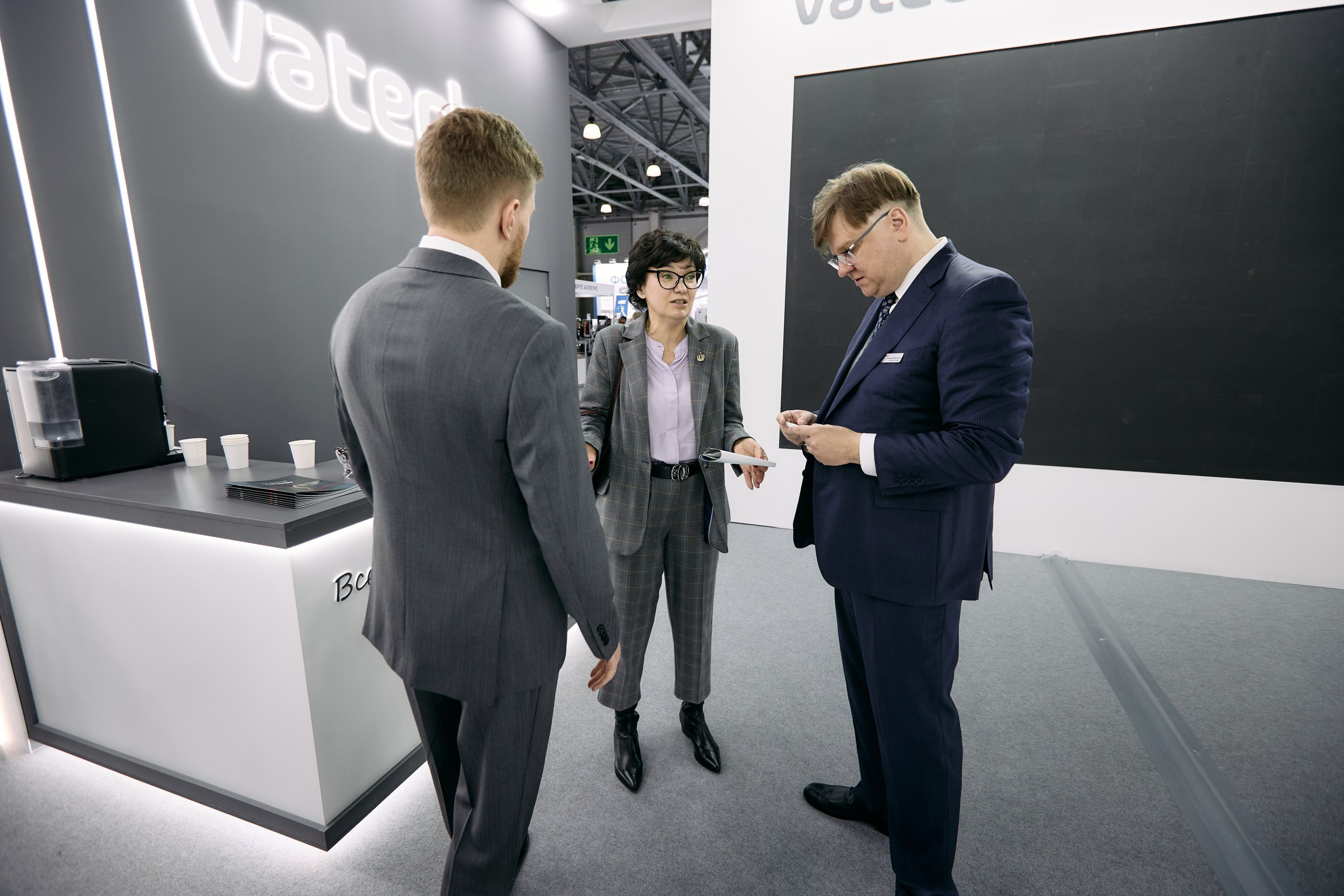 Дентал Салон 2026: Vatech. Свадебный и репортажный фотограф Дмитрий Кононенко