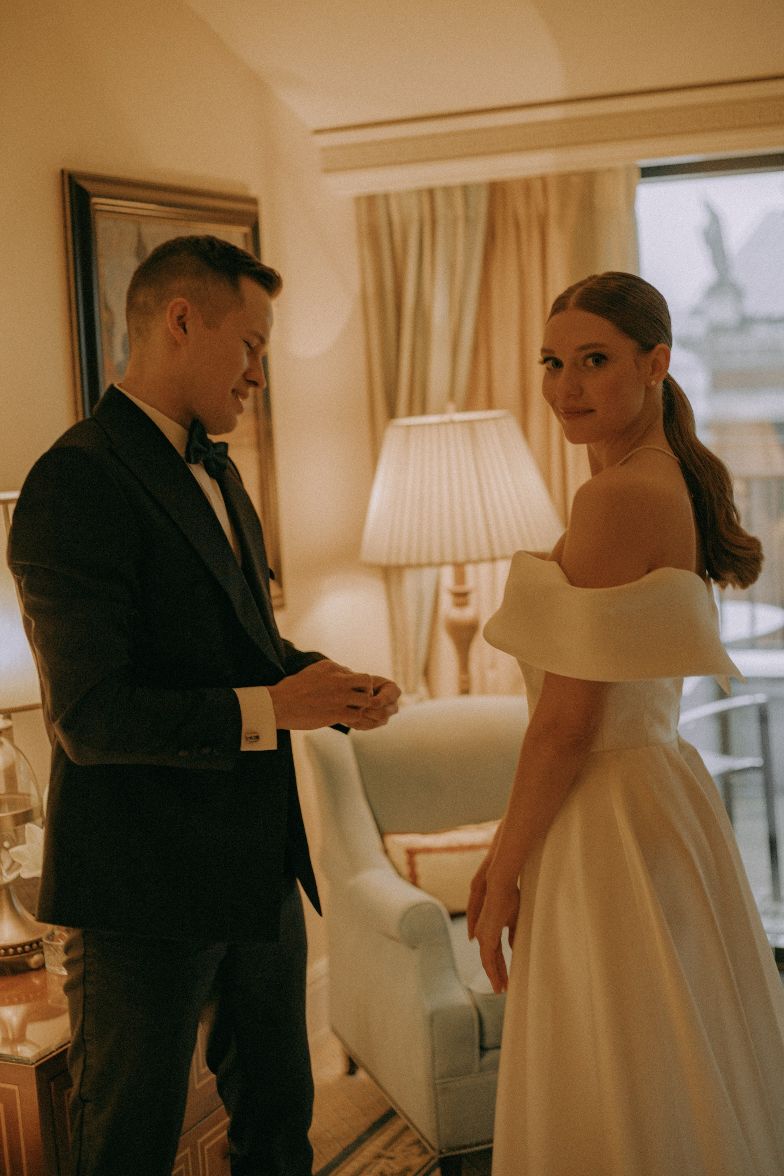 Роман и Валерия. Главная