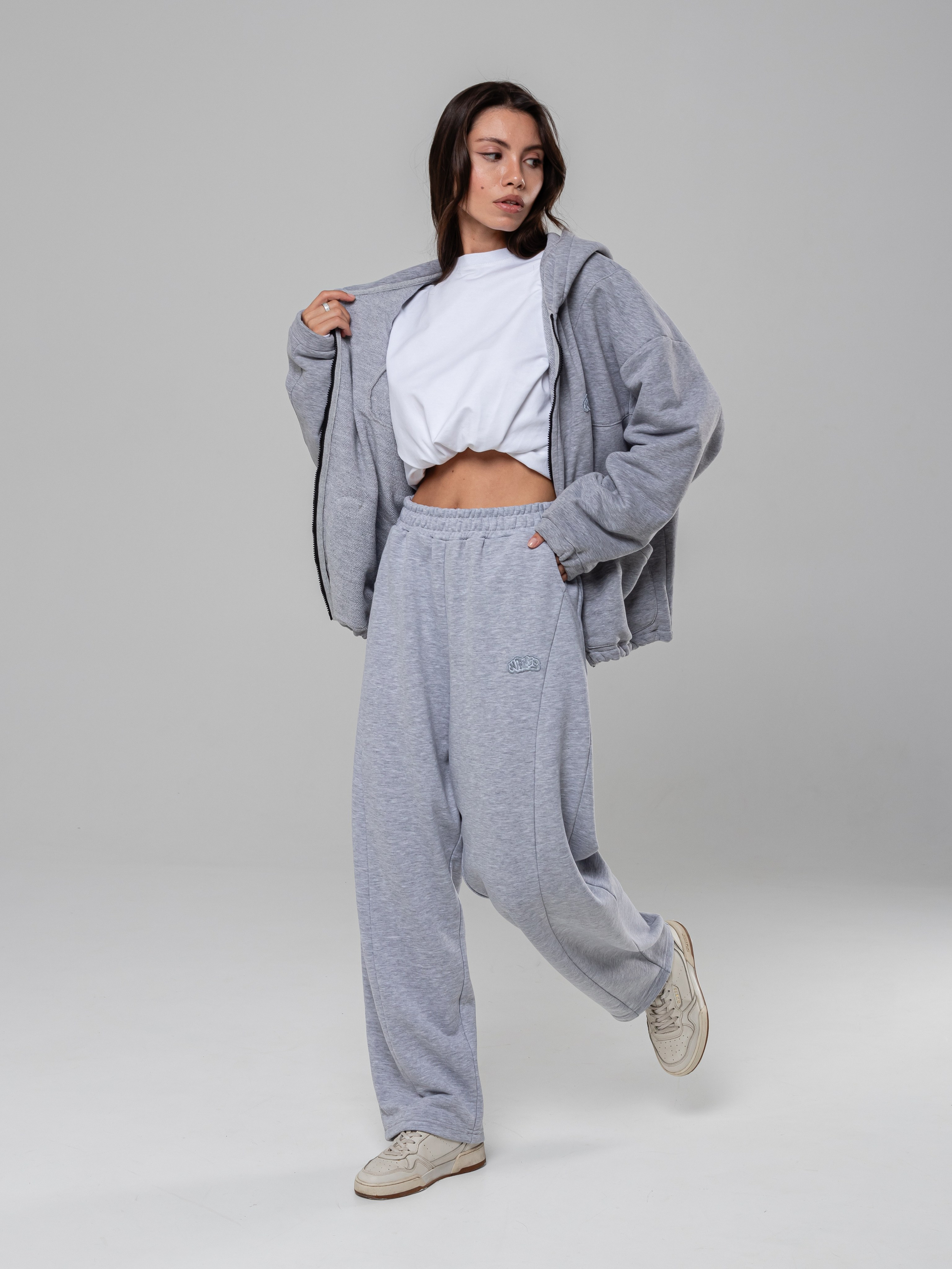 Худи и штаны. Фотограф в Краснодаре Арина Кудряшова