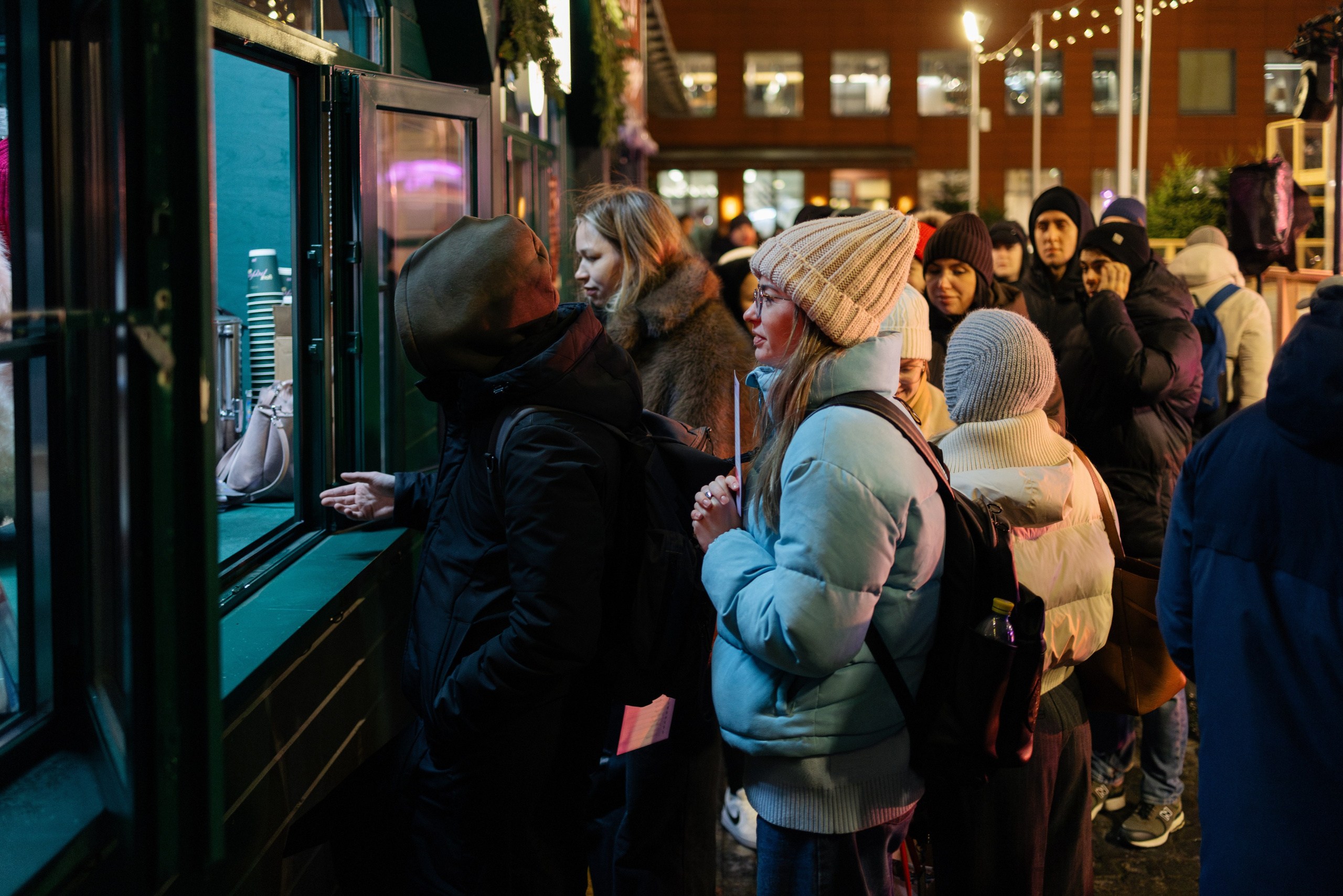 Открытие катка Яндекса. Репортажный фотограф в Москве Лера Зиновьева