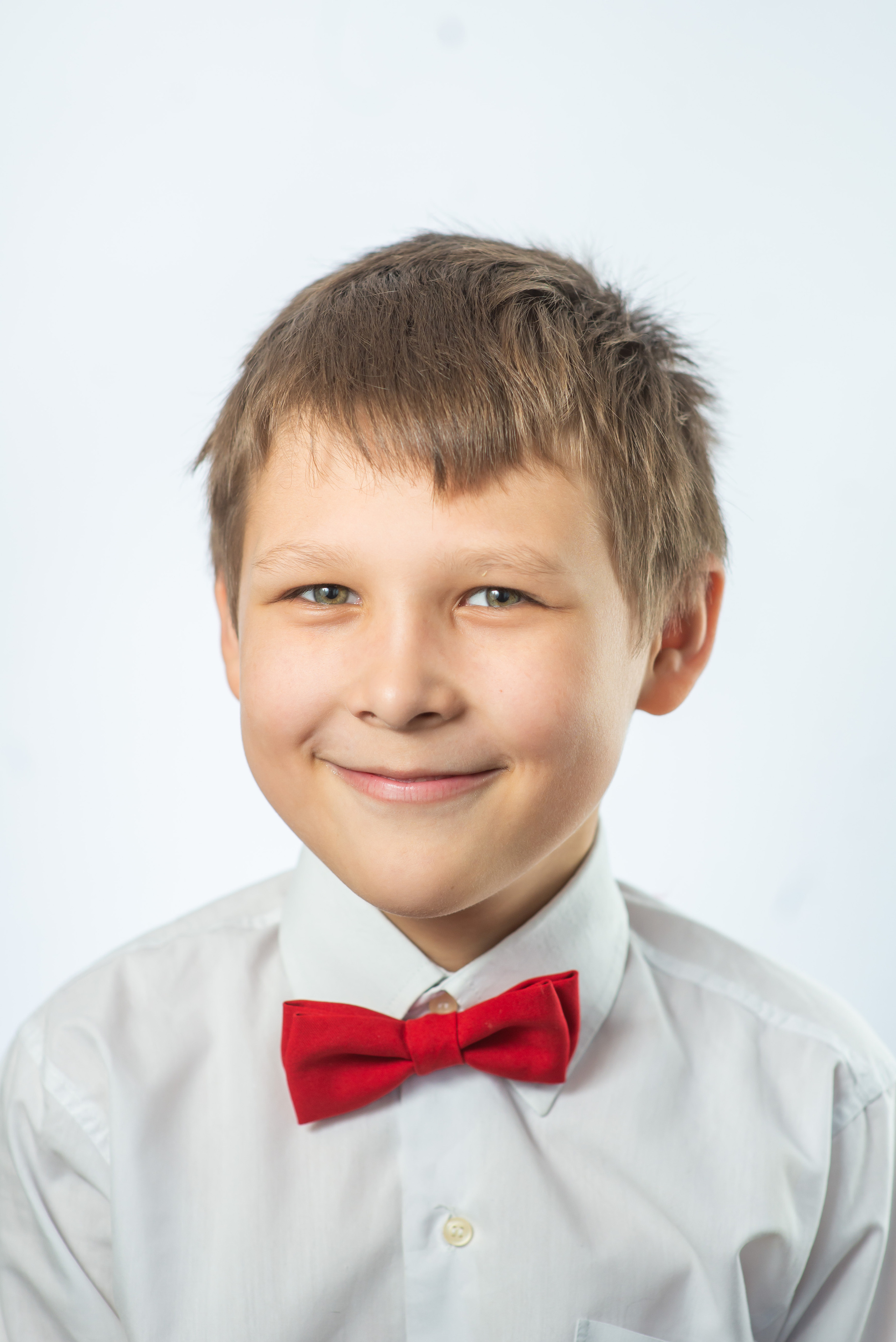 Пример фото портретов на светлом фоне. Семейный фотограф в Ярославле Екатерина Затеева