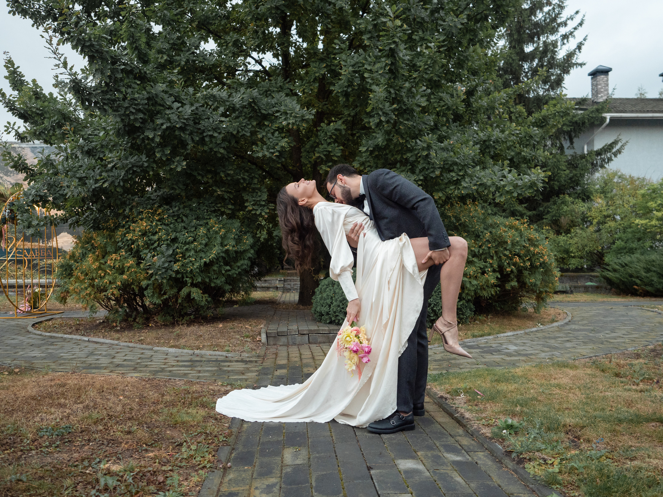 Василий и Мила (Пакет «STANDART Moscow»). Свадебный и репортажный фотограф Элина Козырьянова