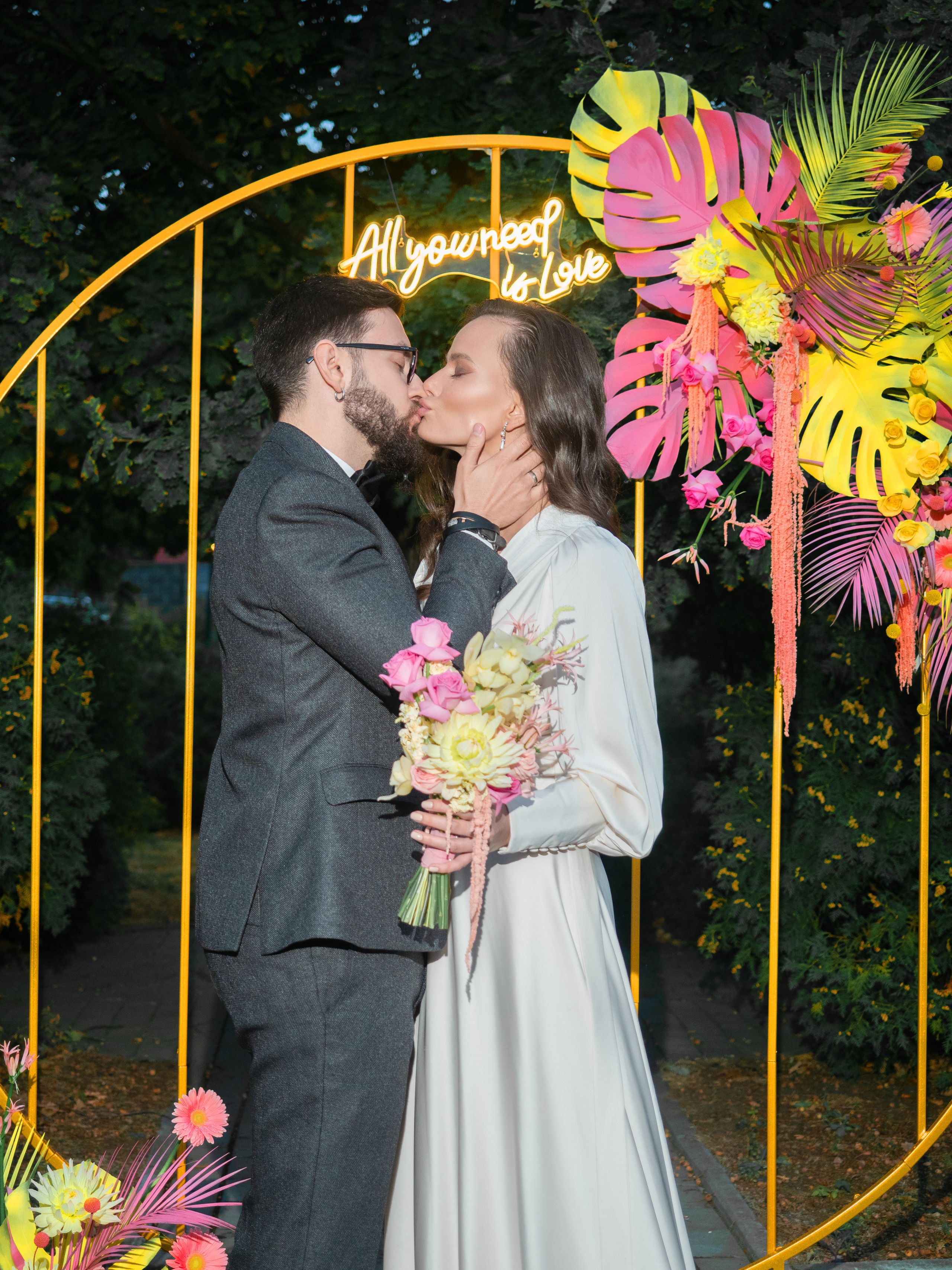 Василий и Мила (Пакет «STANDART Moscow»). Свадебный и репортажный фотограф Элина Козырьянова