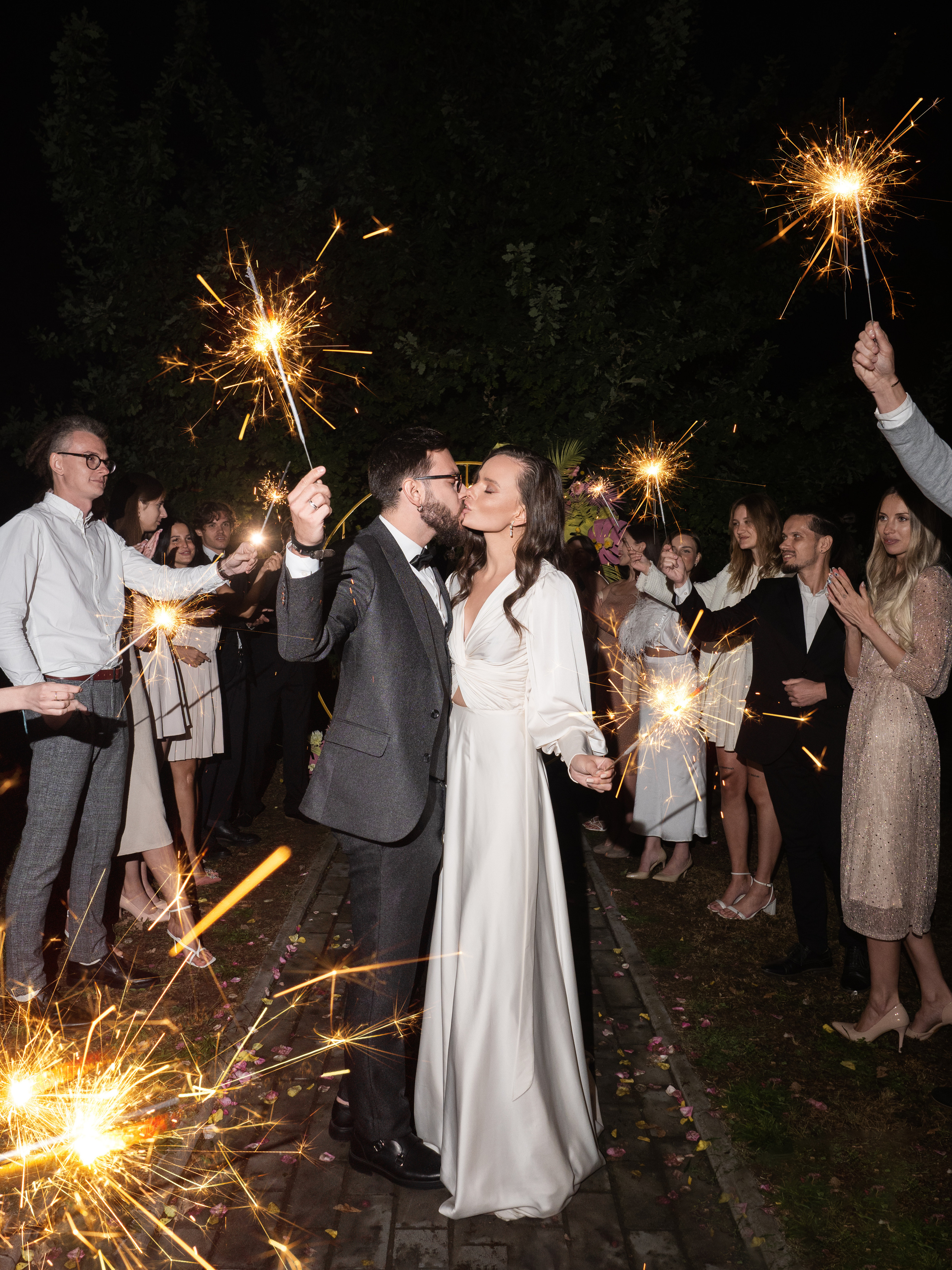 Василий и Мила (Пакет «STANDART Moscow»). Свадебный и репортажный фотограф Элина Козырьянова