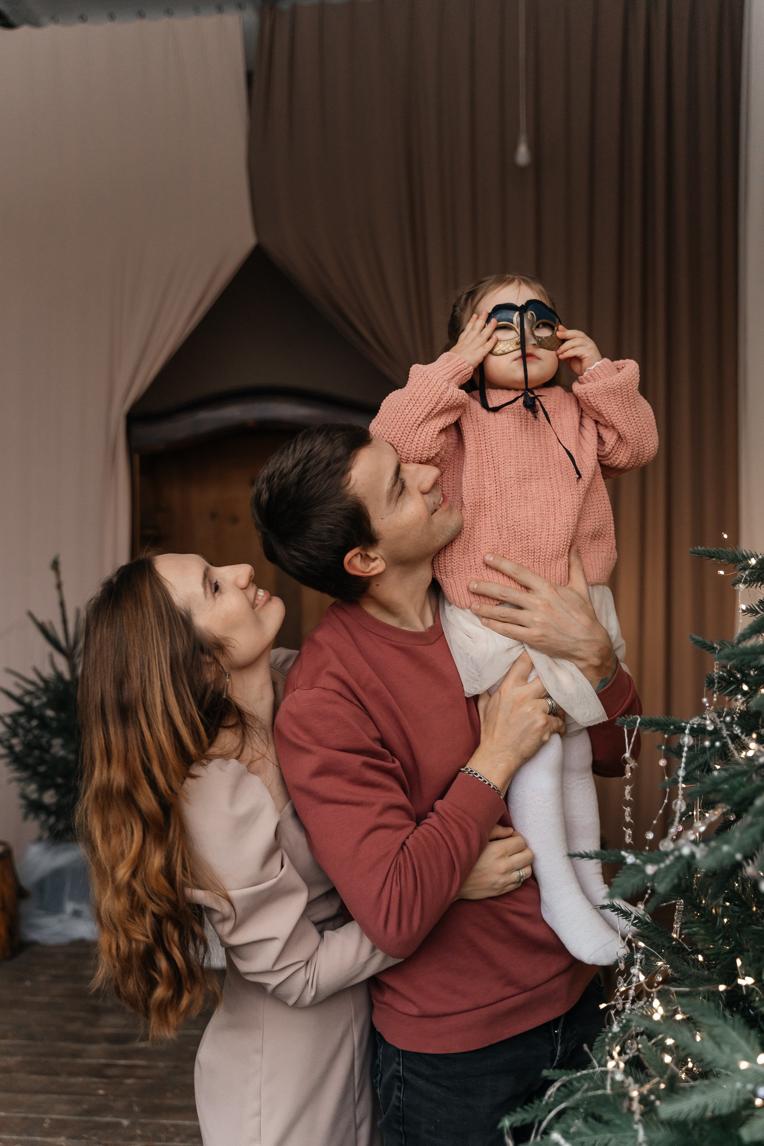 Серёжа, Аня и Василина. Волик Мария