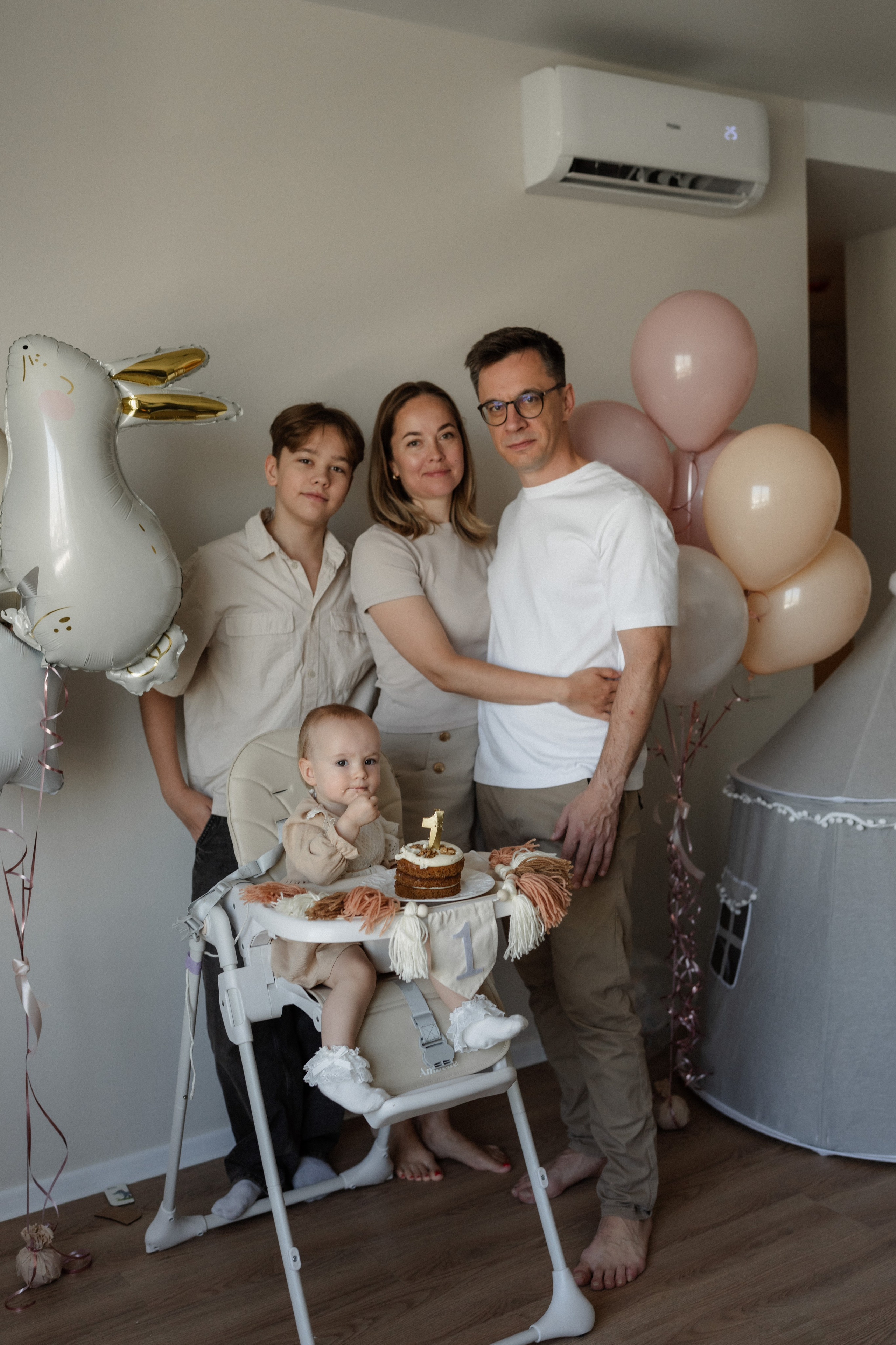 Мире 1 годик. Ярослава Осетрова фотограф — Мск