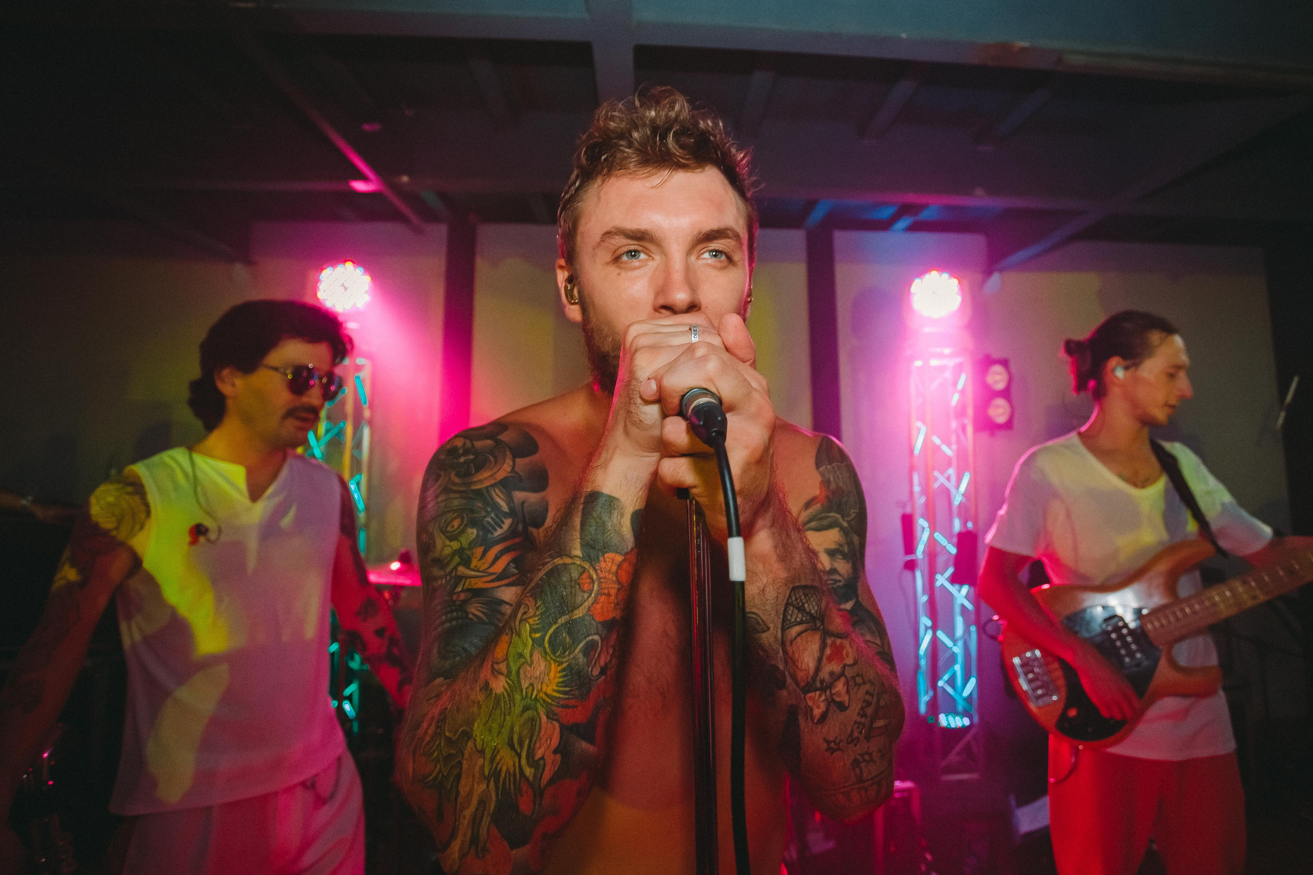 ГУДТАЙМС (ПОЗОРНАЯ ОБЗОРНАЯ). Photographer Sonkina Tatiana (Tanya Ash)