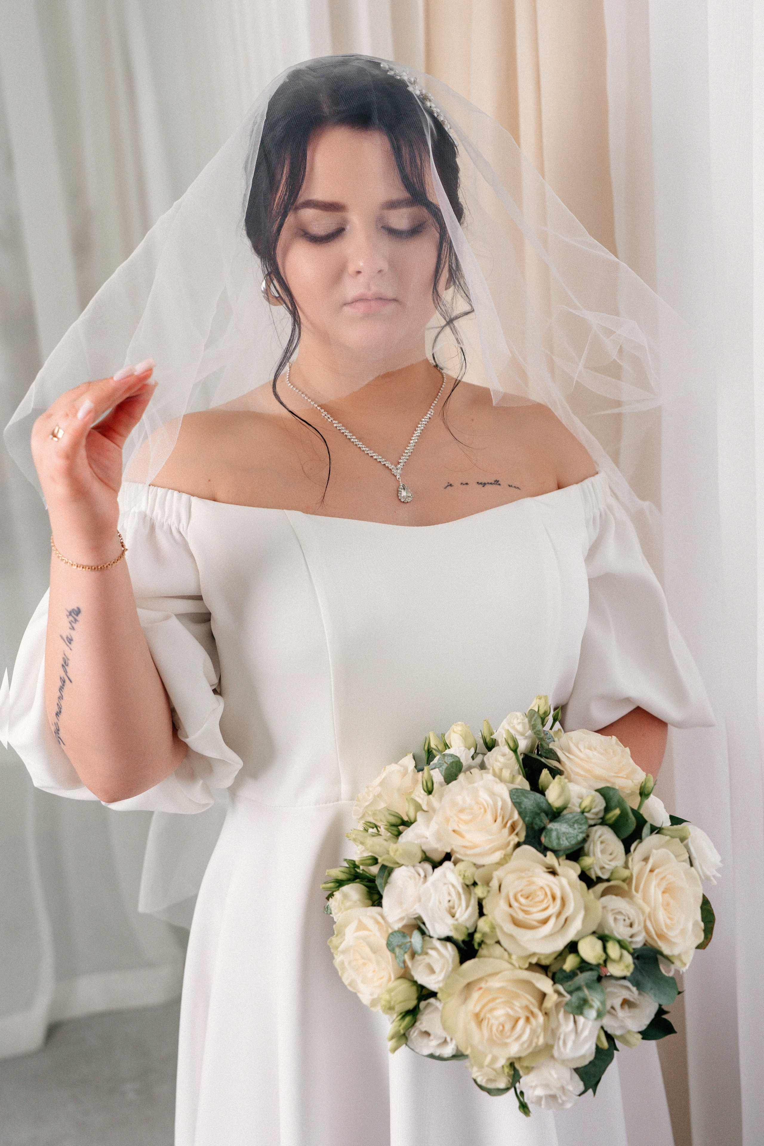 Студийная свадебная история любви. Ваш семейный фотограф в Минске — Вика Трегубова