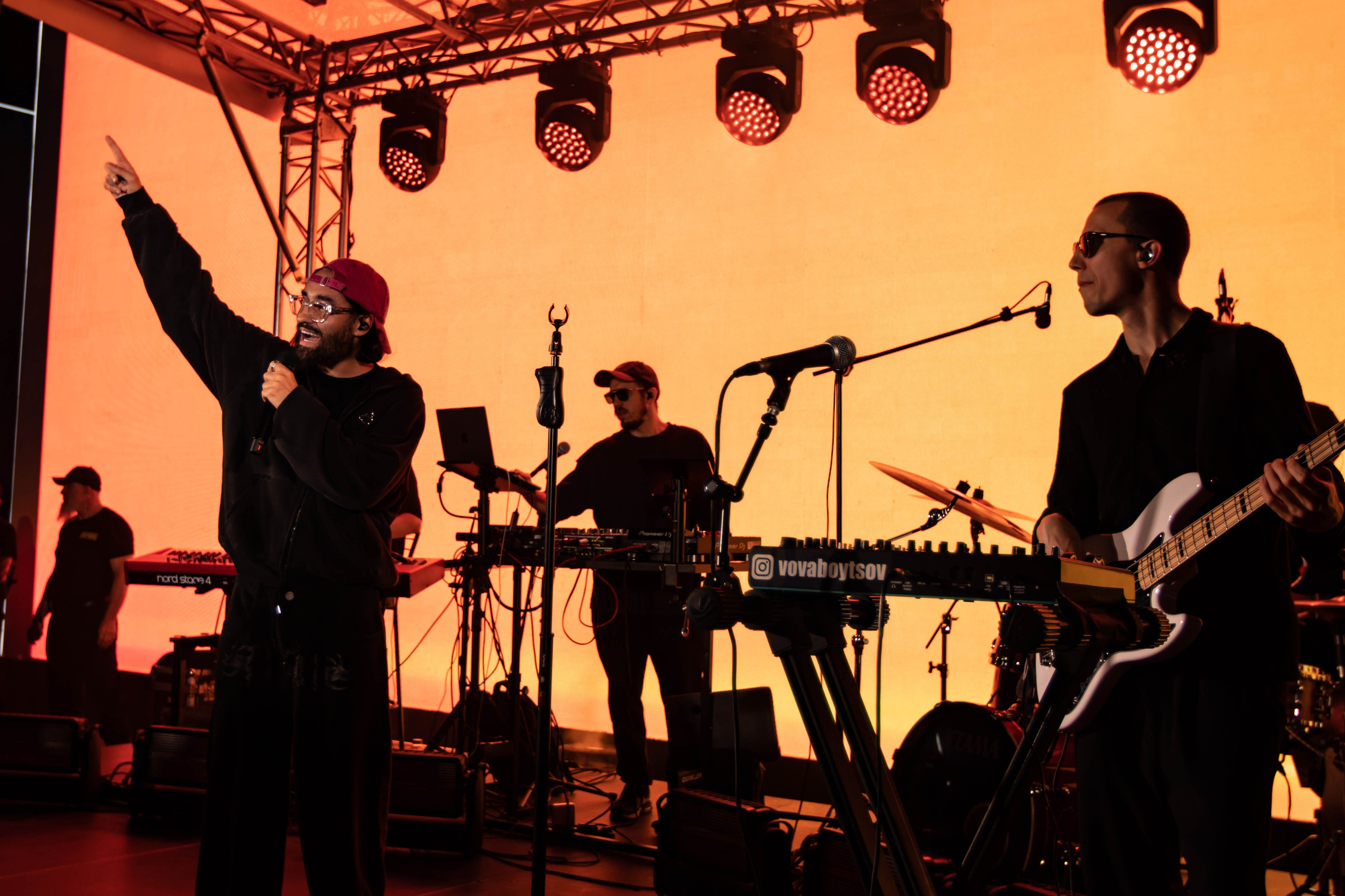 МОТ. Концертный фотограф