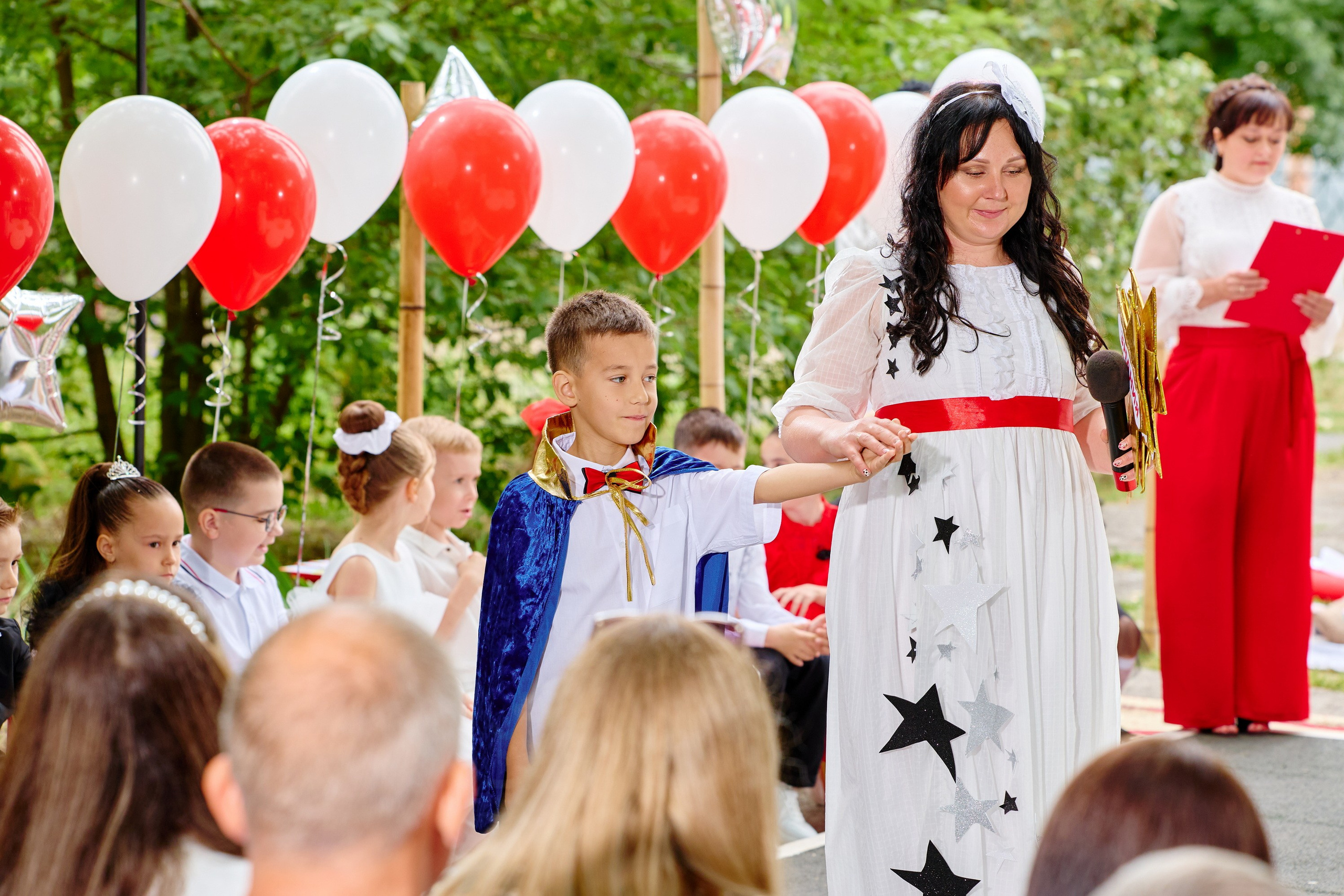 Выпускной 45 сад. Фотограф Выпускные альбомы Таганрог Сергей Коробченко