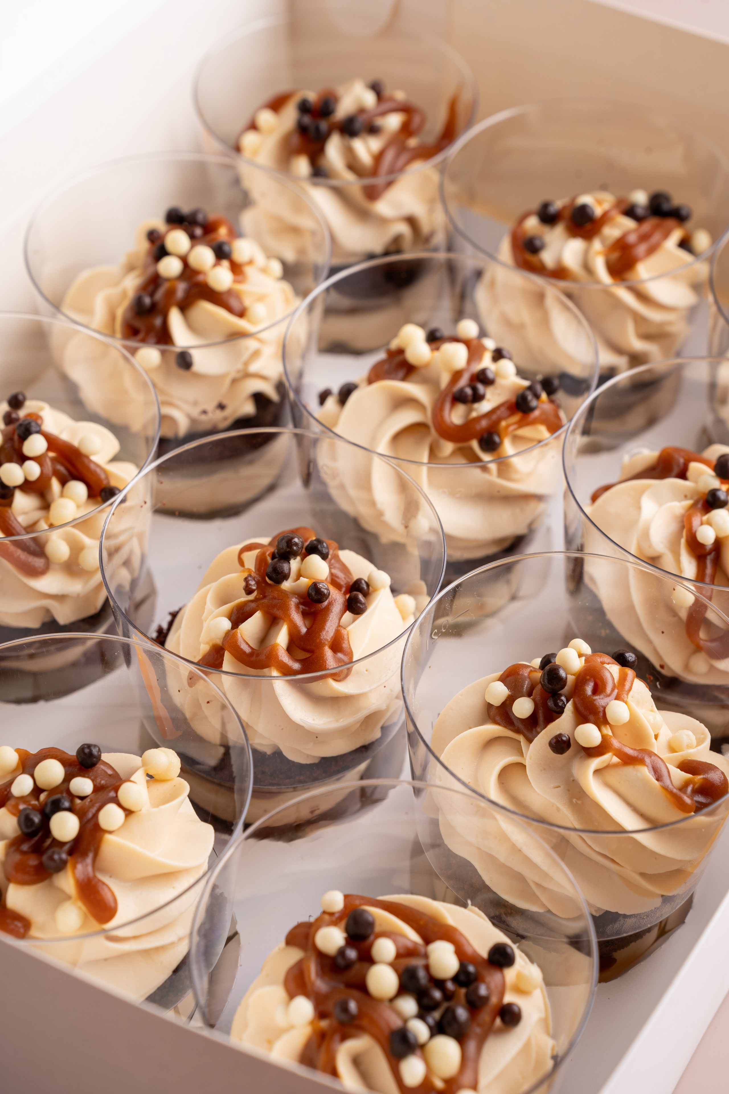 Контентная съёмка для кондитера для сайтов, социальных сетей, маркетплейса Ozon и Wildberries. Предметный фотограф Санкт-Петербург