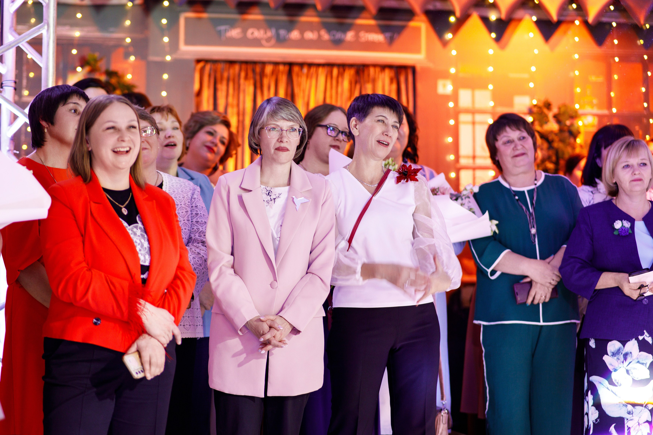 Награждение победителя конкурса «Учитель Года» г. Горнозаводск. Фотограф Дмитрий Молчанов | Фотограф Пермь | Фотограф