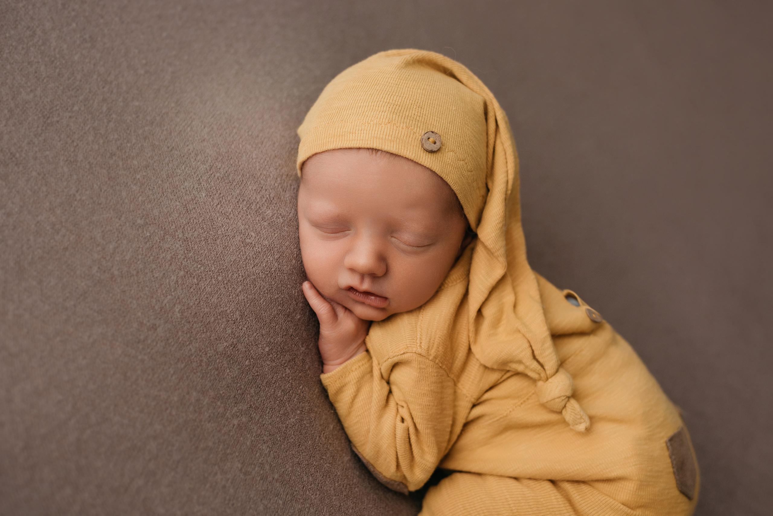 Глеб. Фотограф новорожденных Белгород