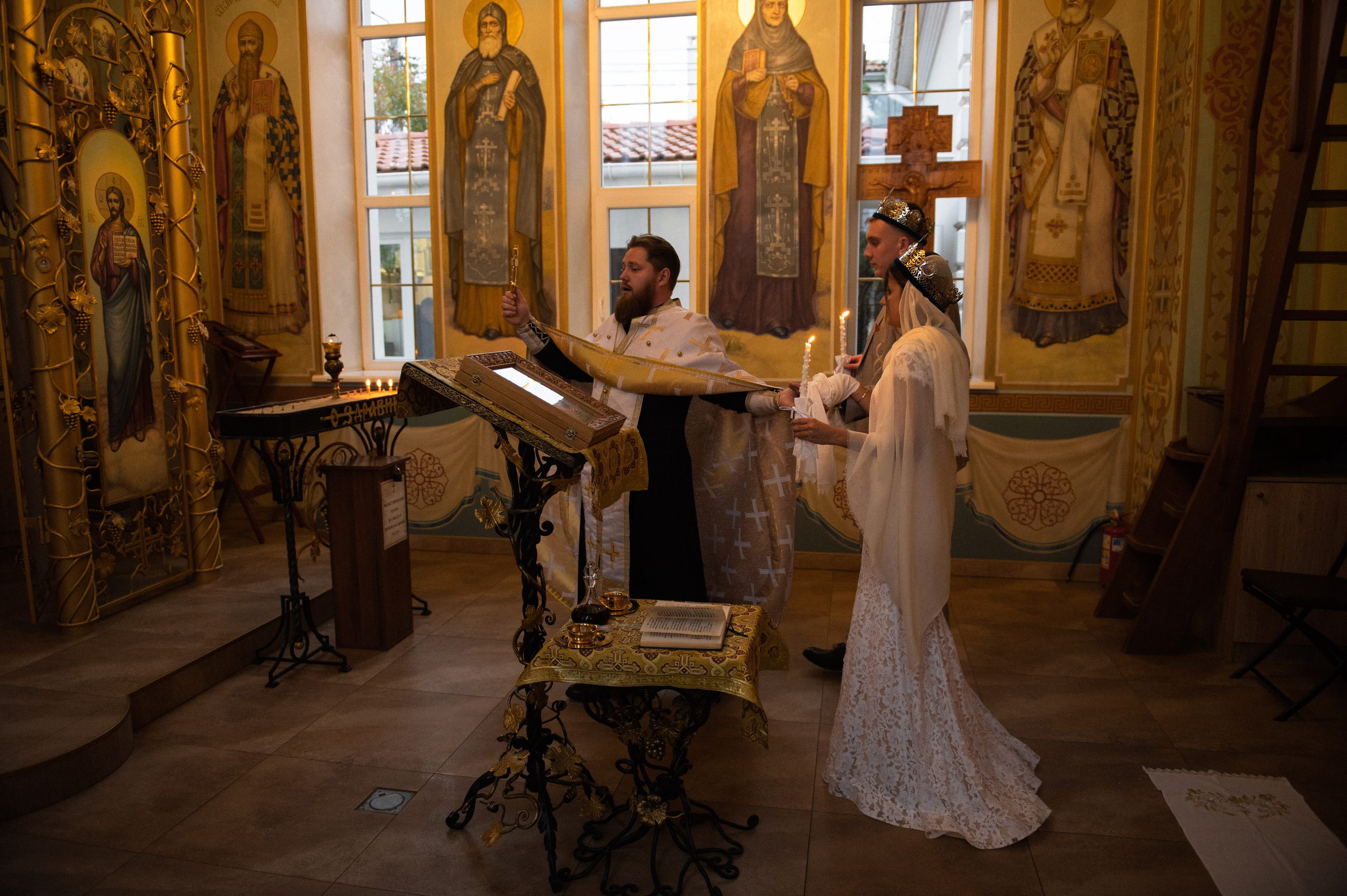 Влад и Лиза.Храм святого апостола Андрея Первозванного. Свадебный, женский, семейный фотограф в Севастополе Юлия Мошенко