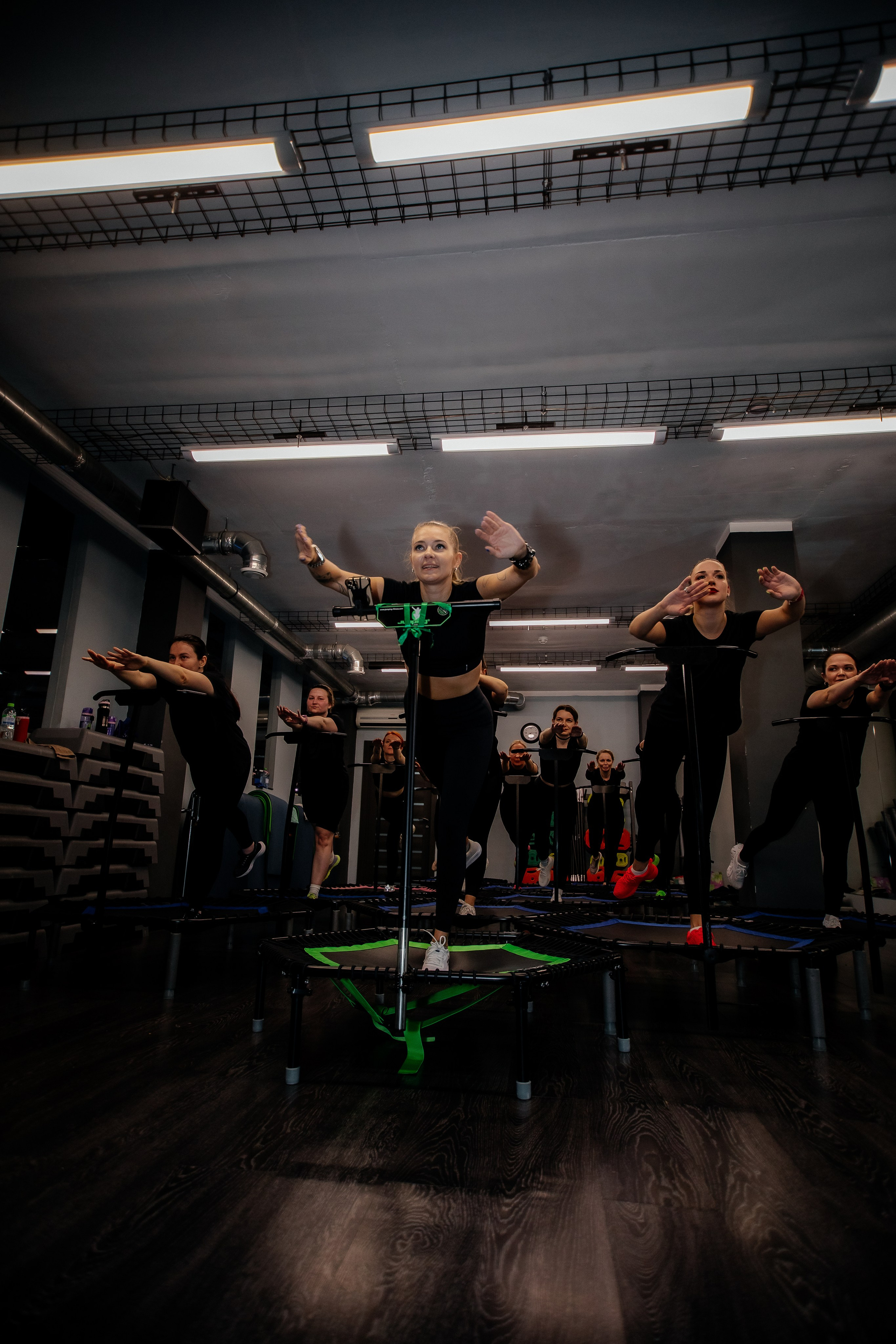 Съемки тренировок для сети студий Jumping Fitness. Ирина Тихонова — фотограф для детей и коллективов в Москве
