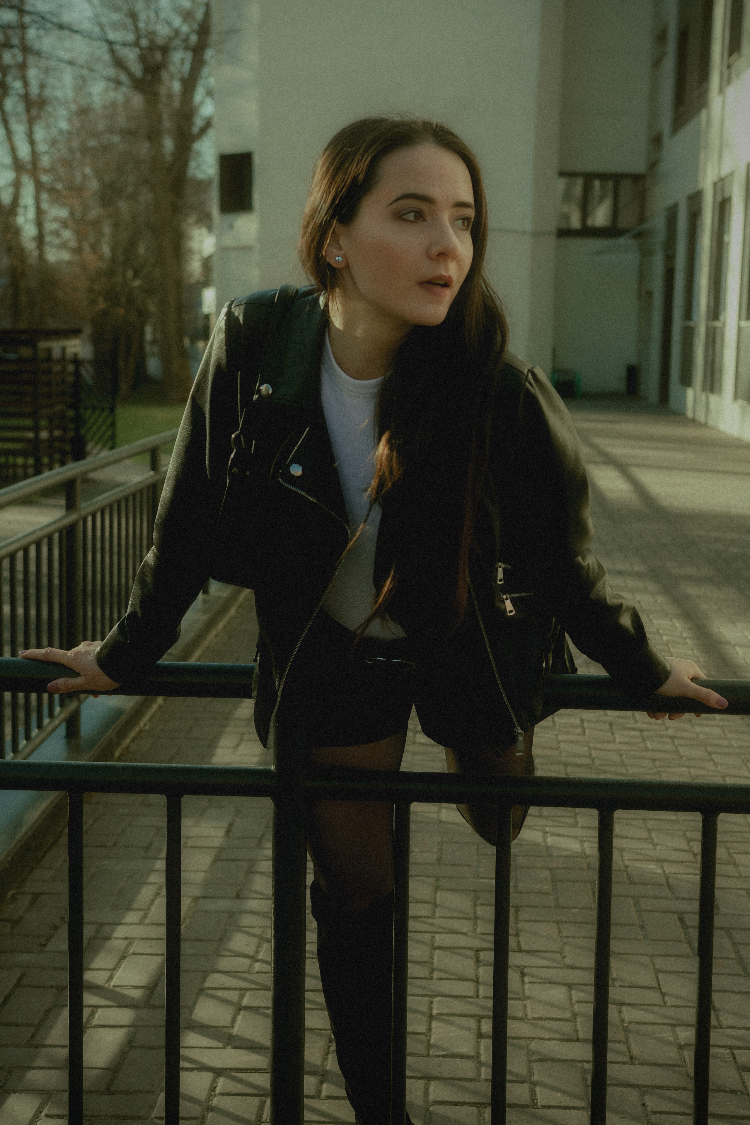 Солнечный Апрель