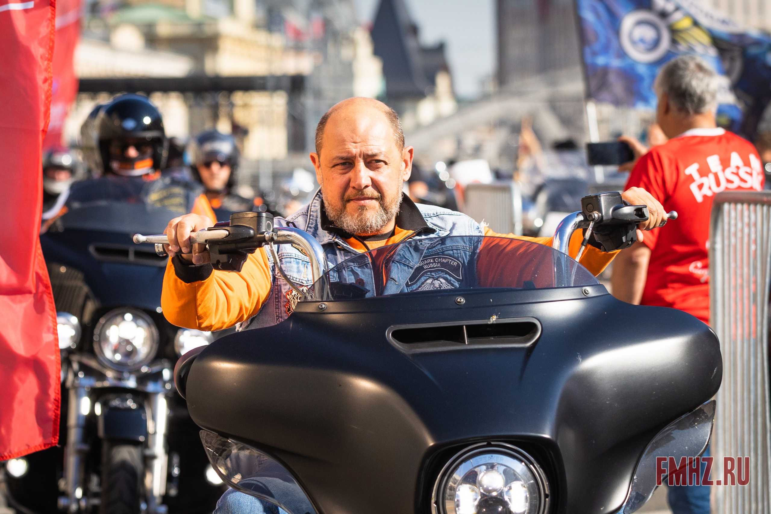 Закрытие Мотосезона 2023 на проспекте Академика Сахарова. Фотограф Владимир Охрименко