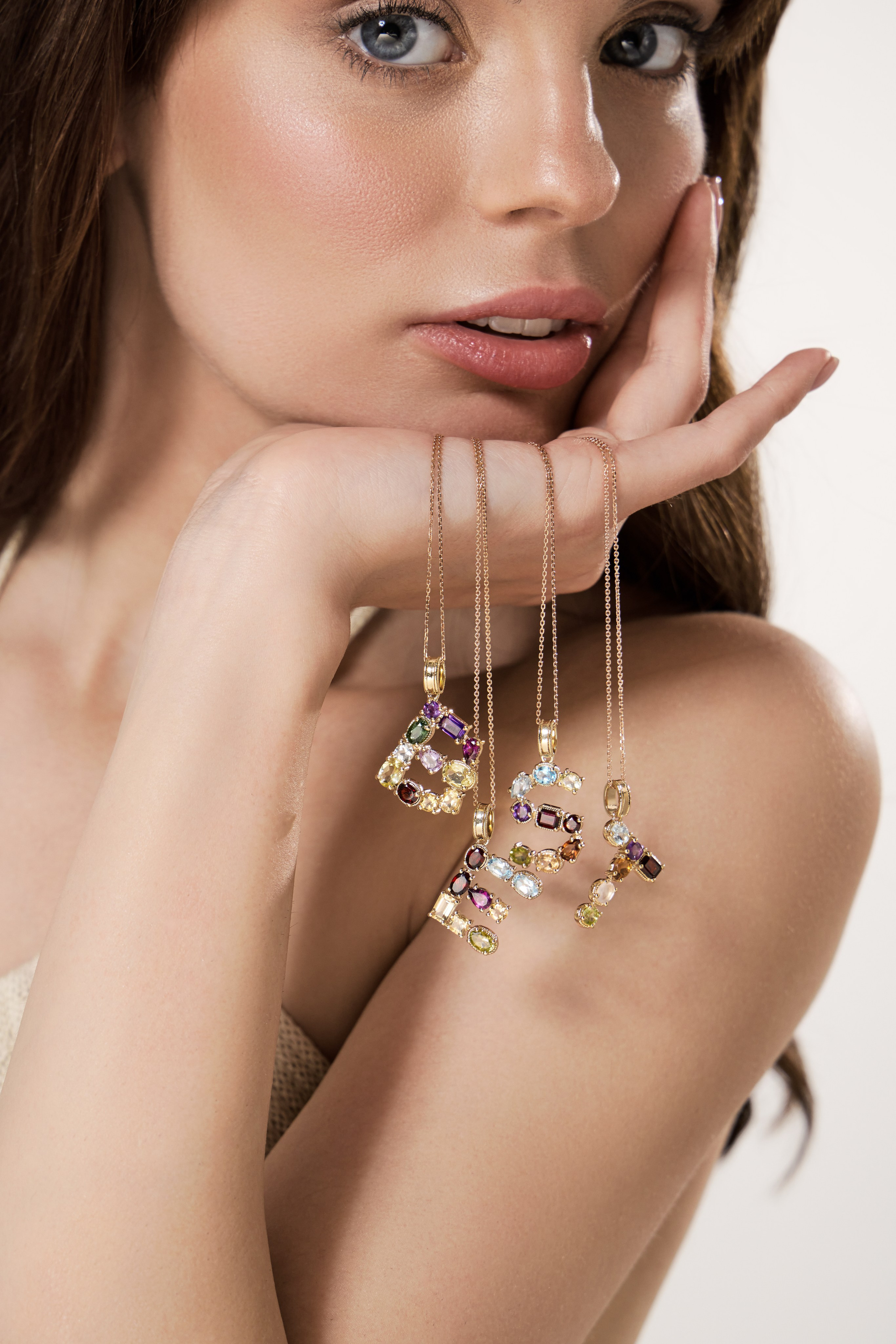 Виктория, 42-44 р-р, 171 рост. KED Production — продакшн из СПб. Создаём фото, видео и контент, который помогает брендам и селлерам продавать больше