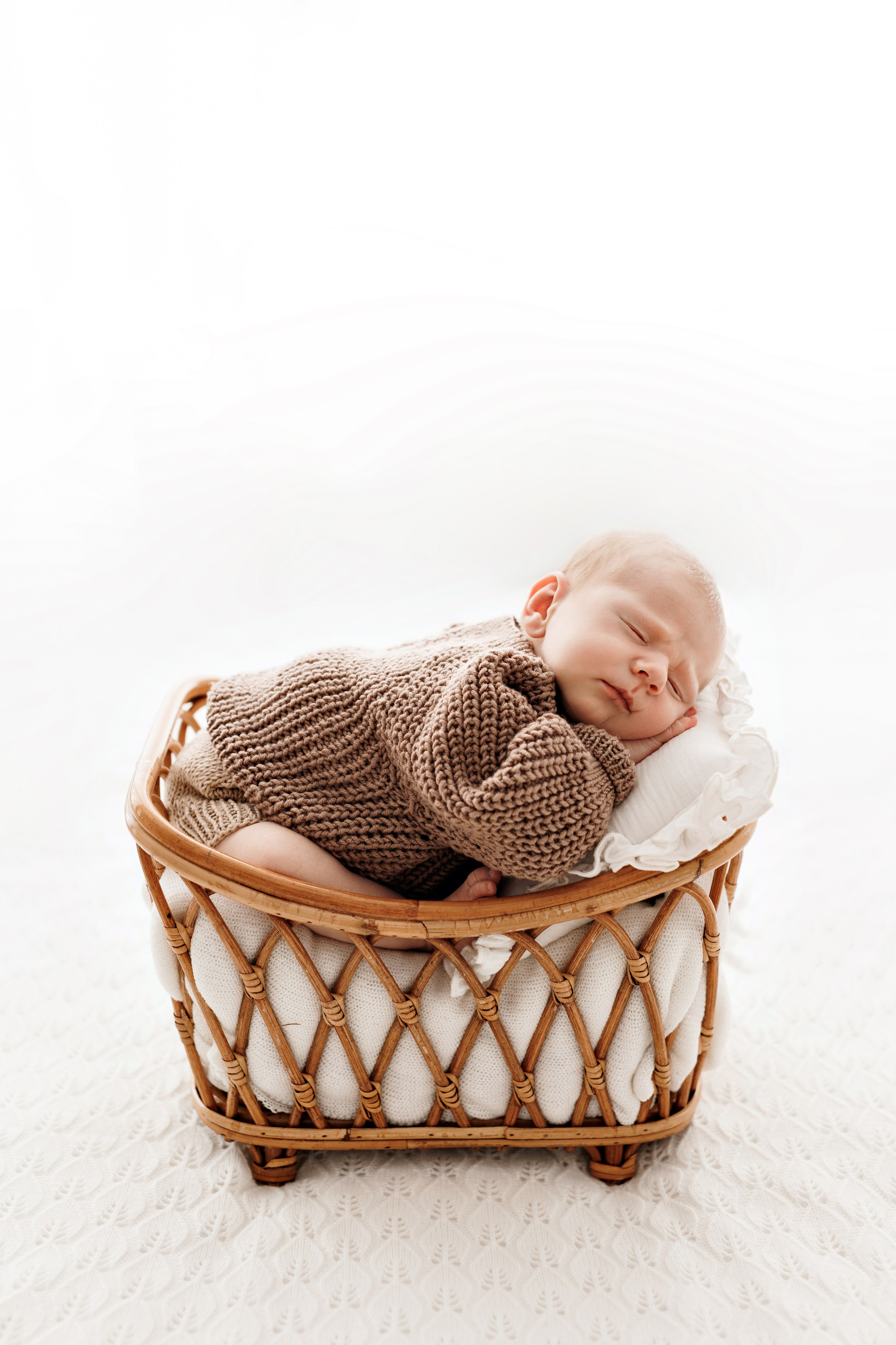 Новорожденные. Света. Профессиональная детская и семейная фотостудия в Краснодаре
