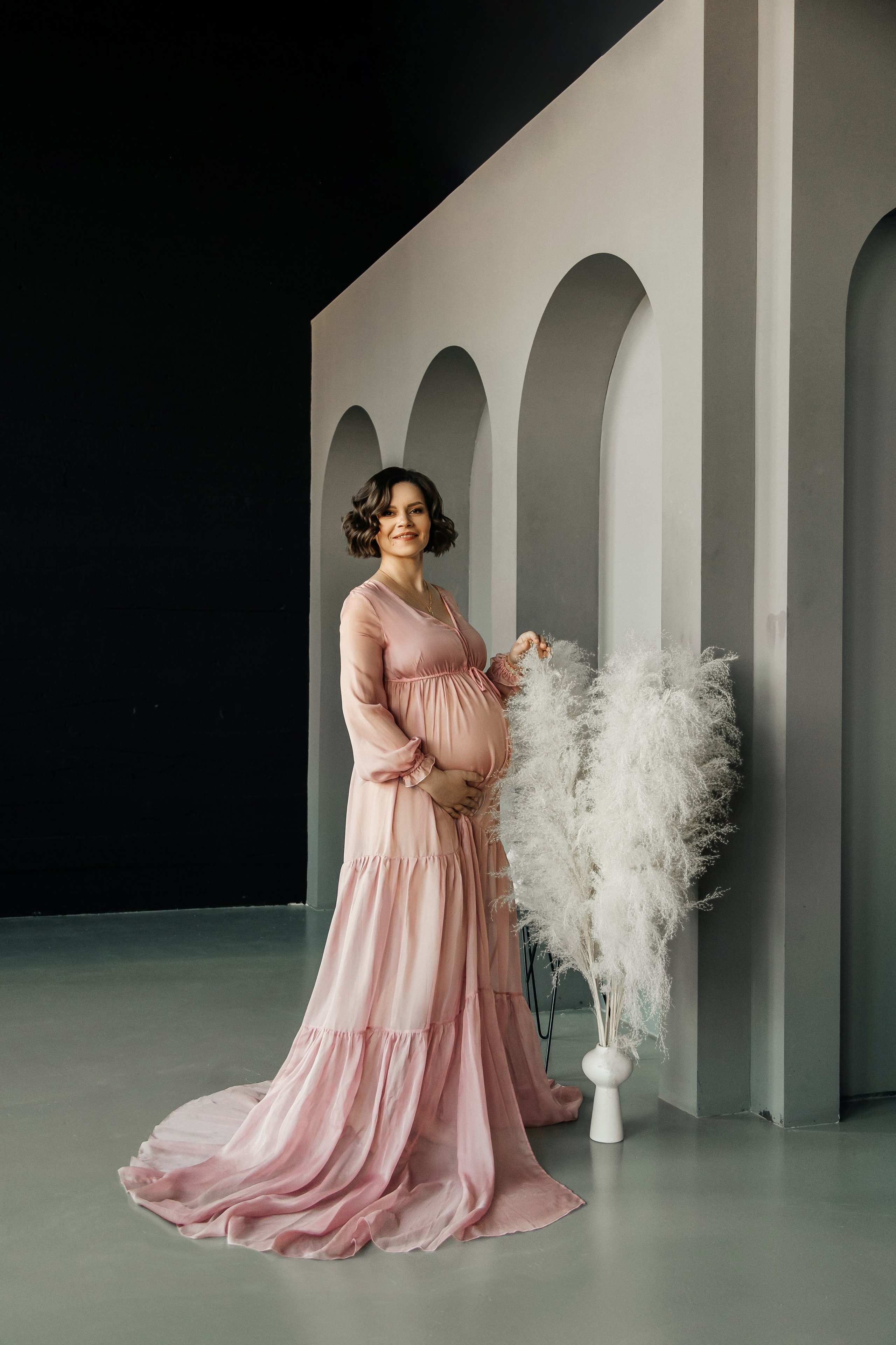 Беременность в интерьерной фотостудии. ТОПовый фотограф беременных Екатеринбург. Фотограф новорожденных малышей newborn Екатеринбург