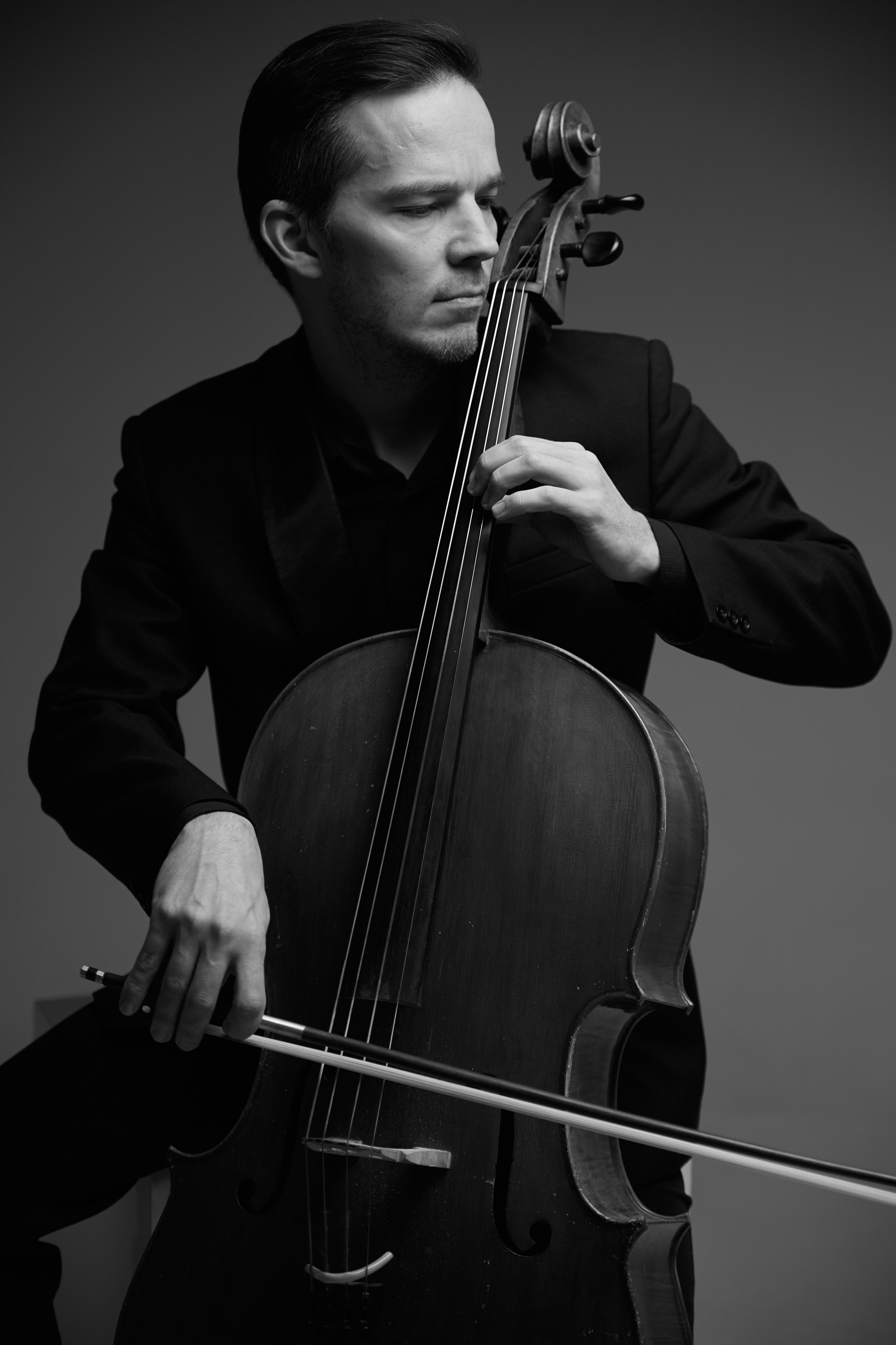 Афиша и соц.сети контент. Хороший репортажный и промышленный фотограф в Казани Алексей Щелконогов