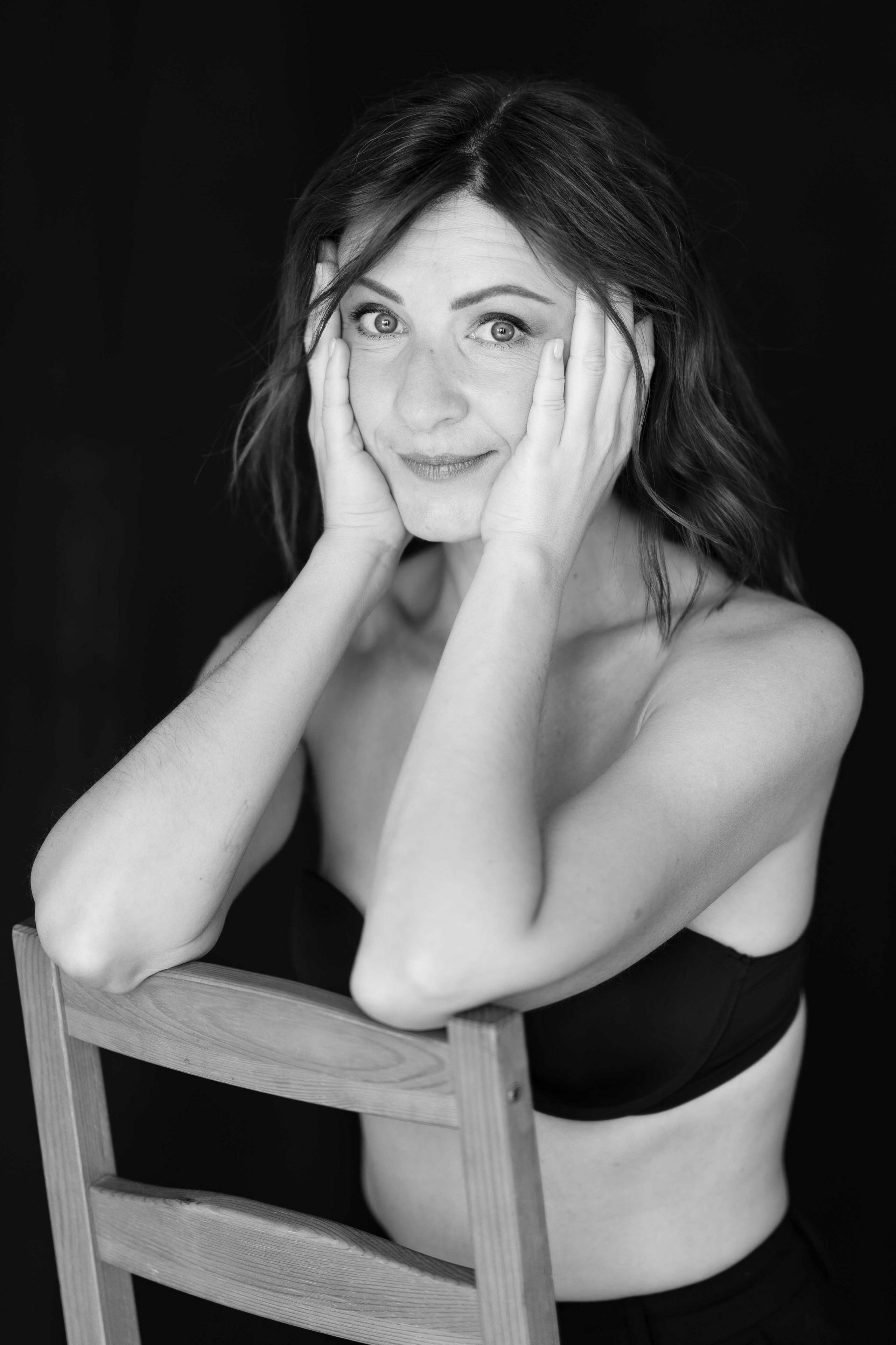 Женский портретный фотограф 35+ Воронеж. Добро пожаловать в магию ЧБ портрета