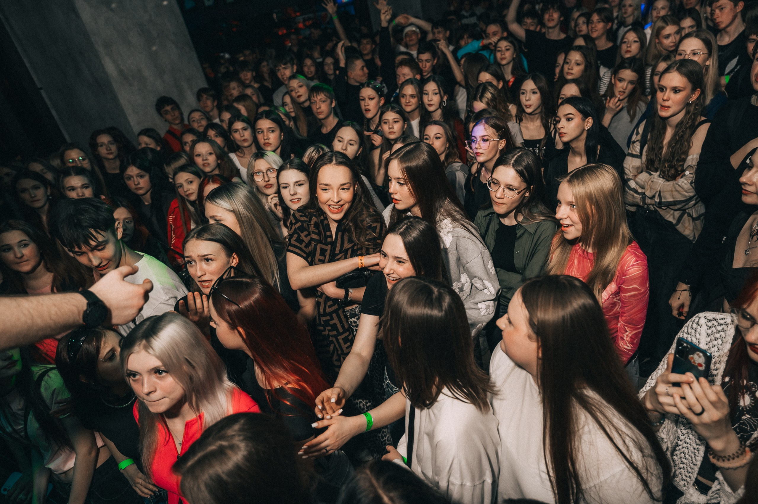 8 MARCH WOMENS DAY PARTY. Фотограф в Кемерово Владислав Шульц