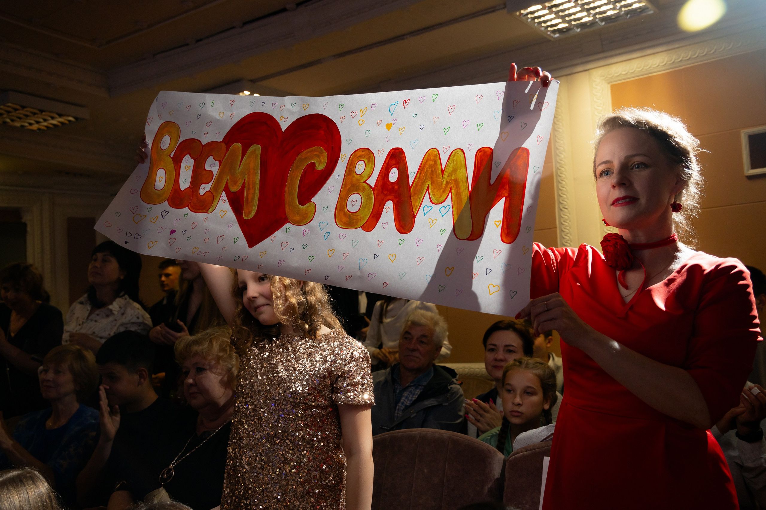 Школьный выпускной 2024 год в Соколе (Минск). Свадебный фотограф в Минске/Беларуси Сергей Спиридонов