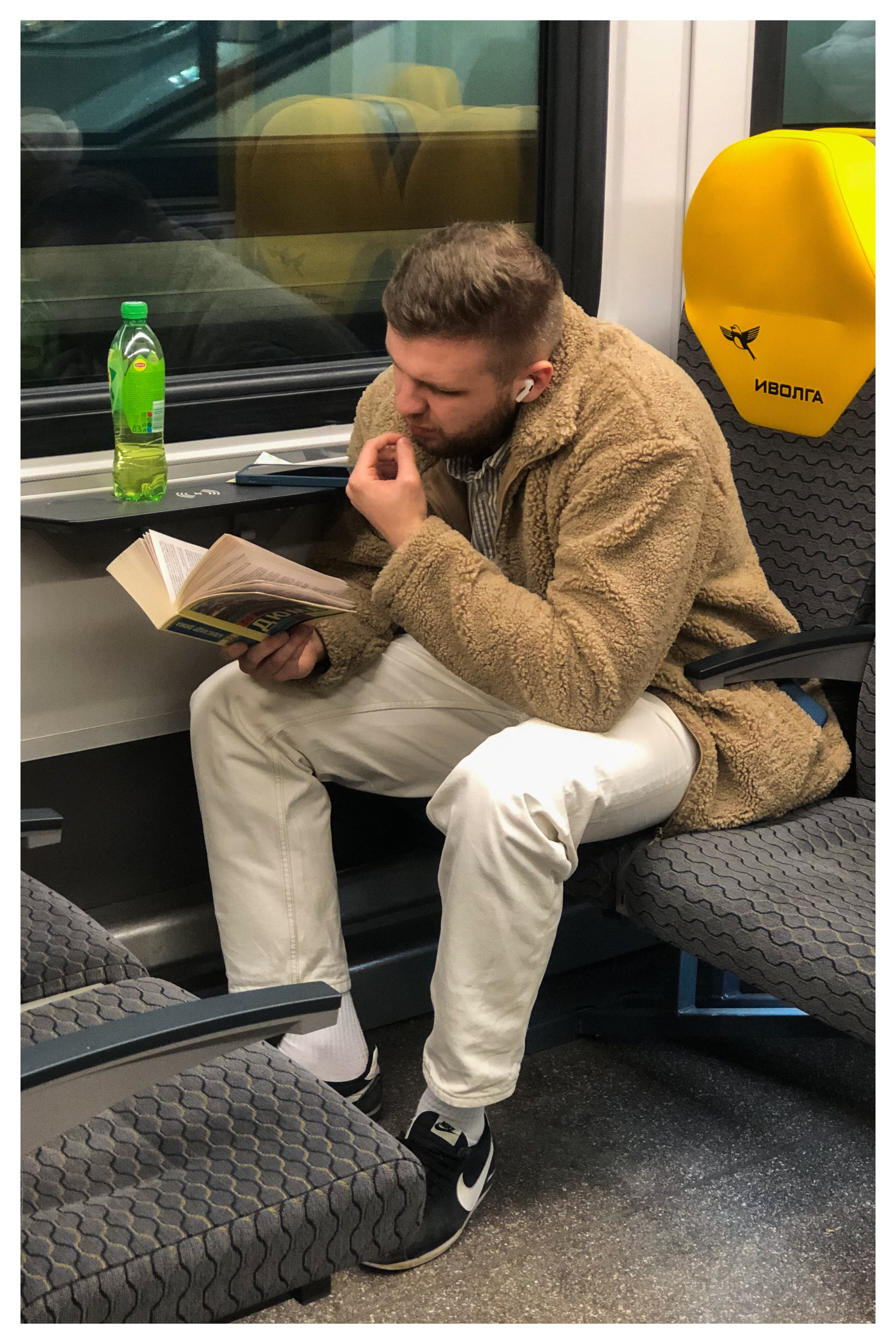 Стрит фото Москва. Фотограф Лобанов Антон, г. Москва