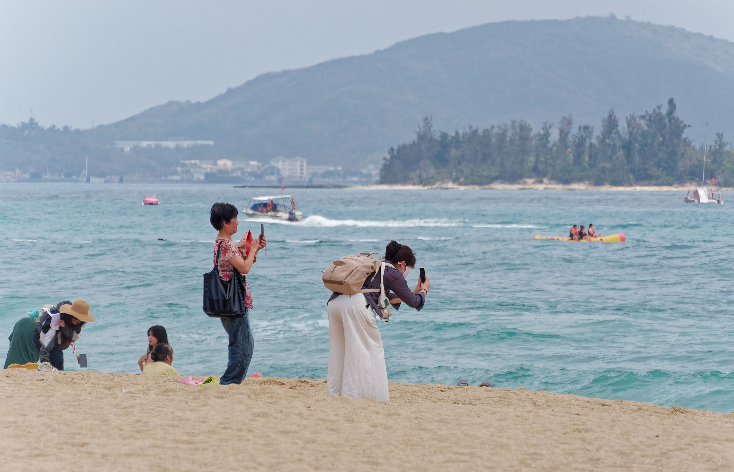 Хайнань 2026, море и пляж. Фотопрогулки по Миру