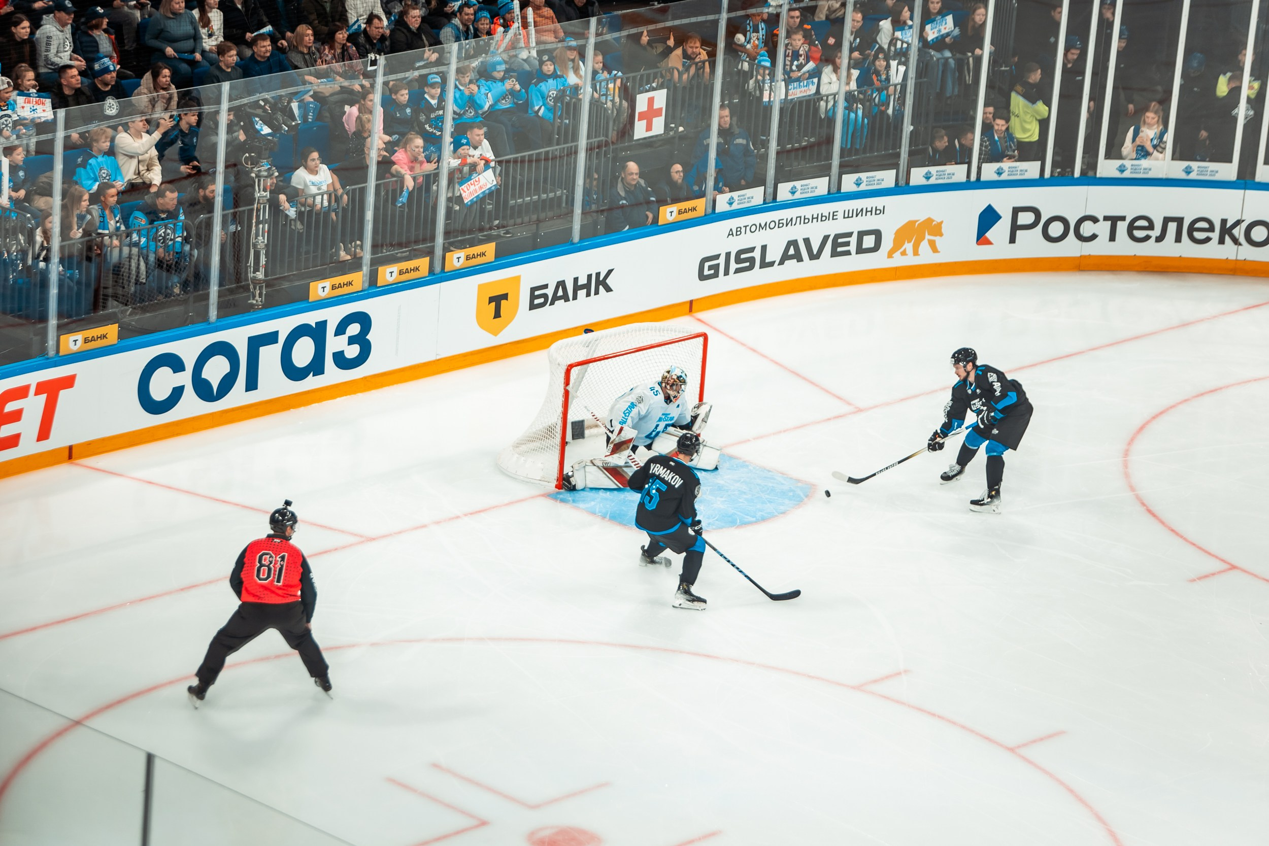 KHL All-Star 2025. Репортажный фотограф в Сочи Дмитрий Ветринский